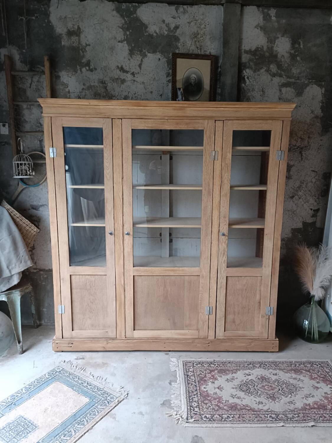 Display cabinet