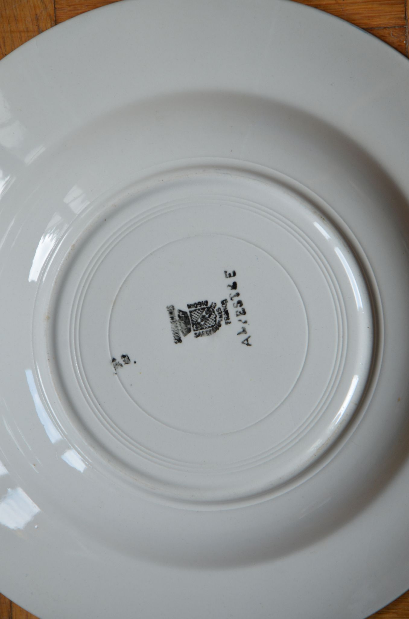 Lot dépareillées de 3 assiettes Digoin et Sarreguemines