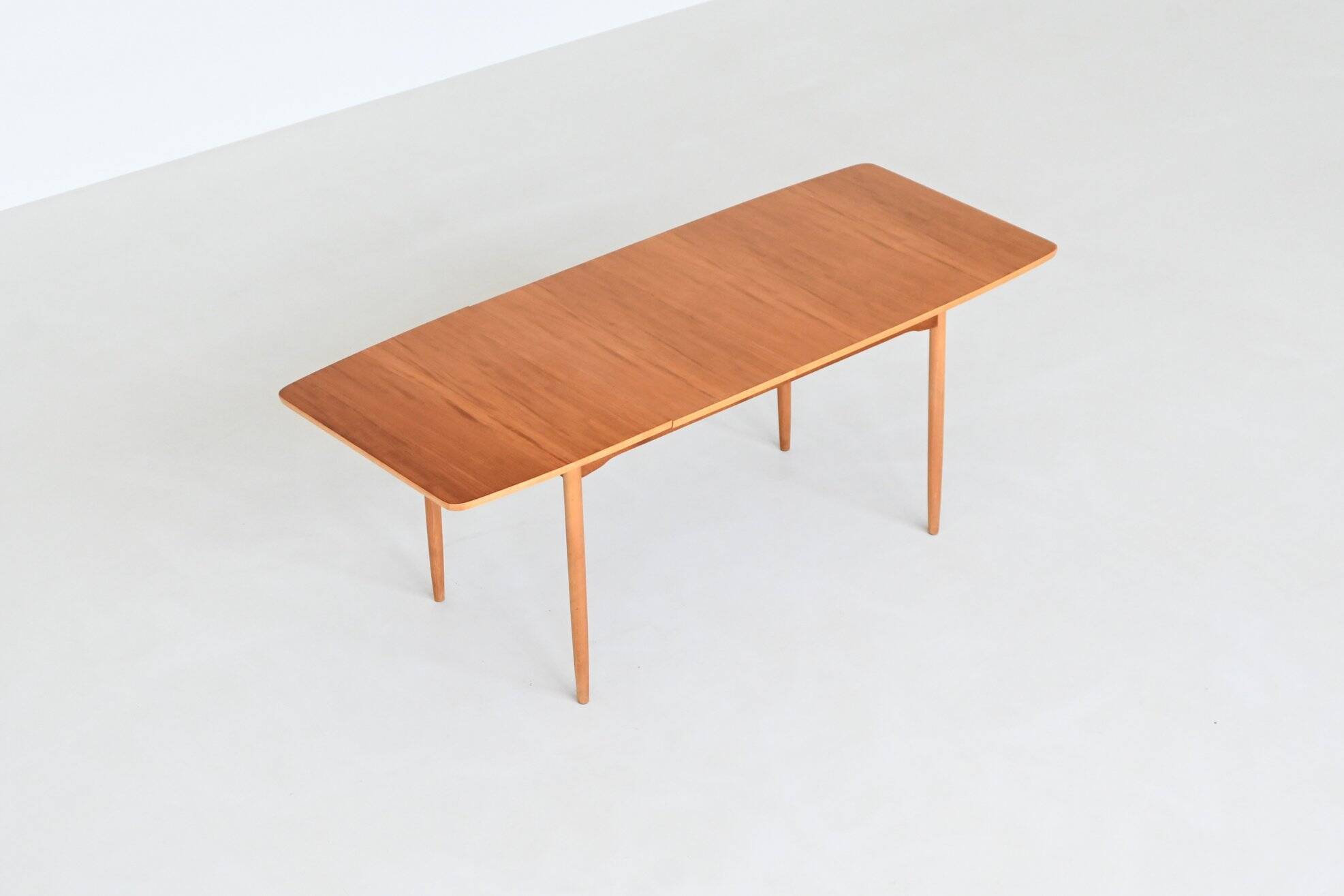 Hans Wegner drop-leaf dining table in beach and teak Denmark 1950