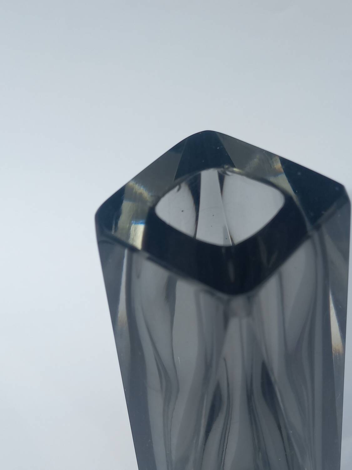 Faceted Murano Sommerso Vase by Flavio Poli