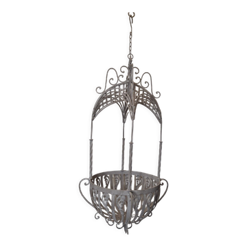 Suspension en forme de lanterne pour fleurs en fer