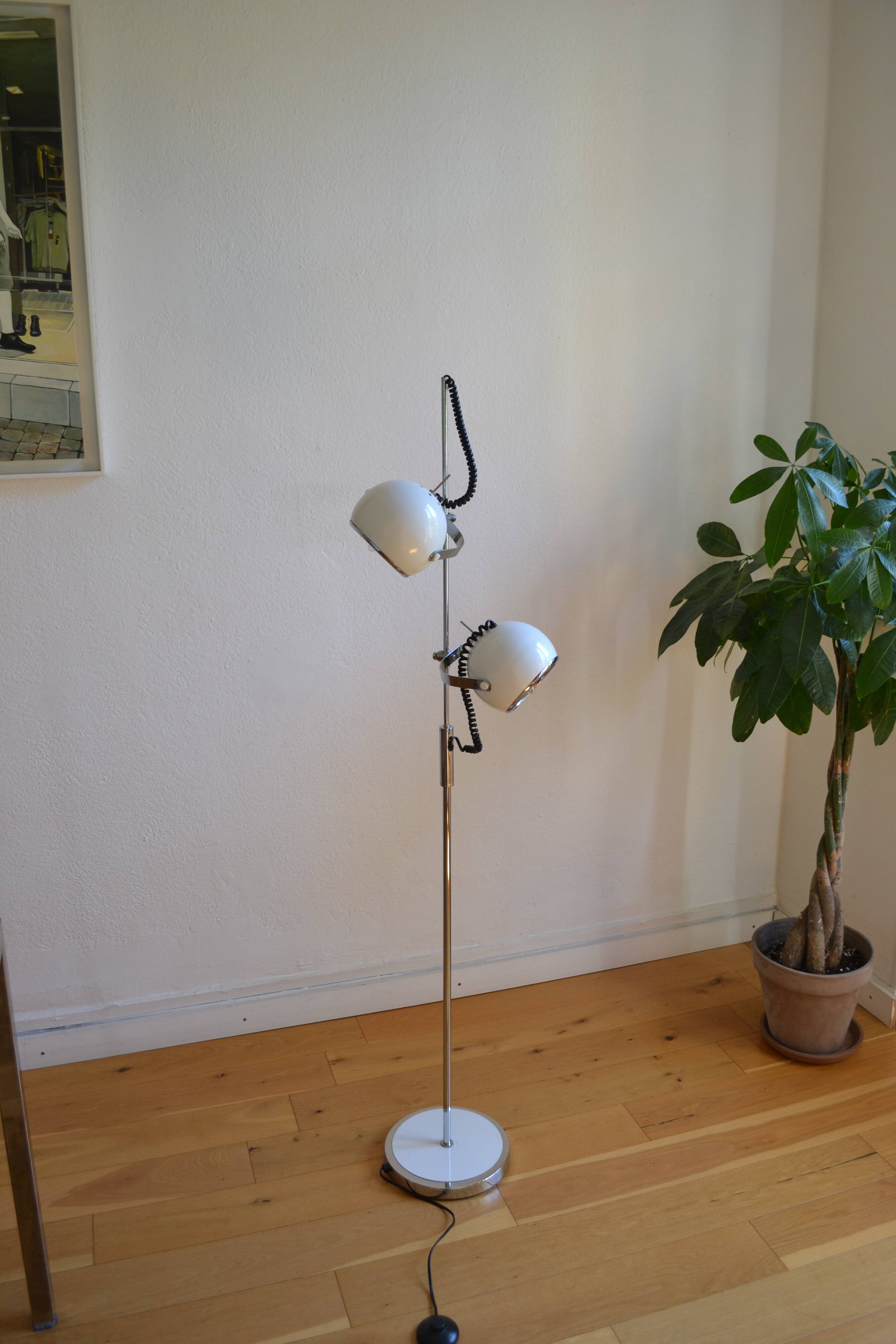 Vintage 1980 Eye Ball Reading Floor Lamp *** cult object of the 80s ***