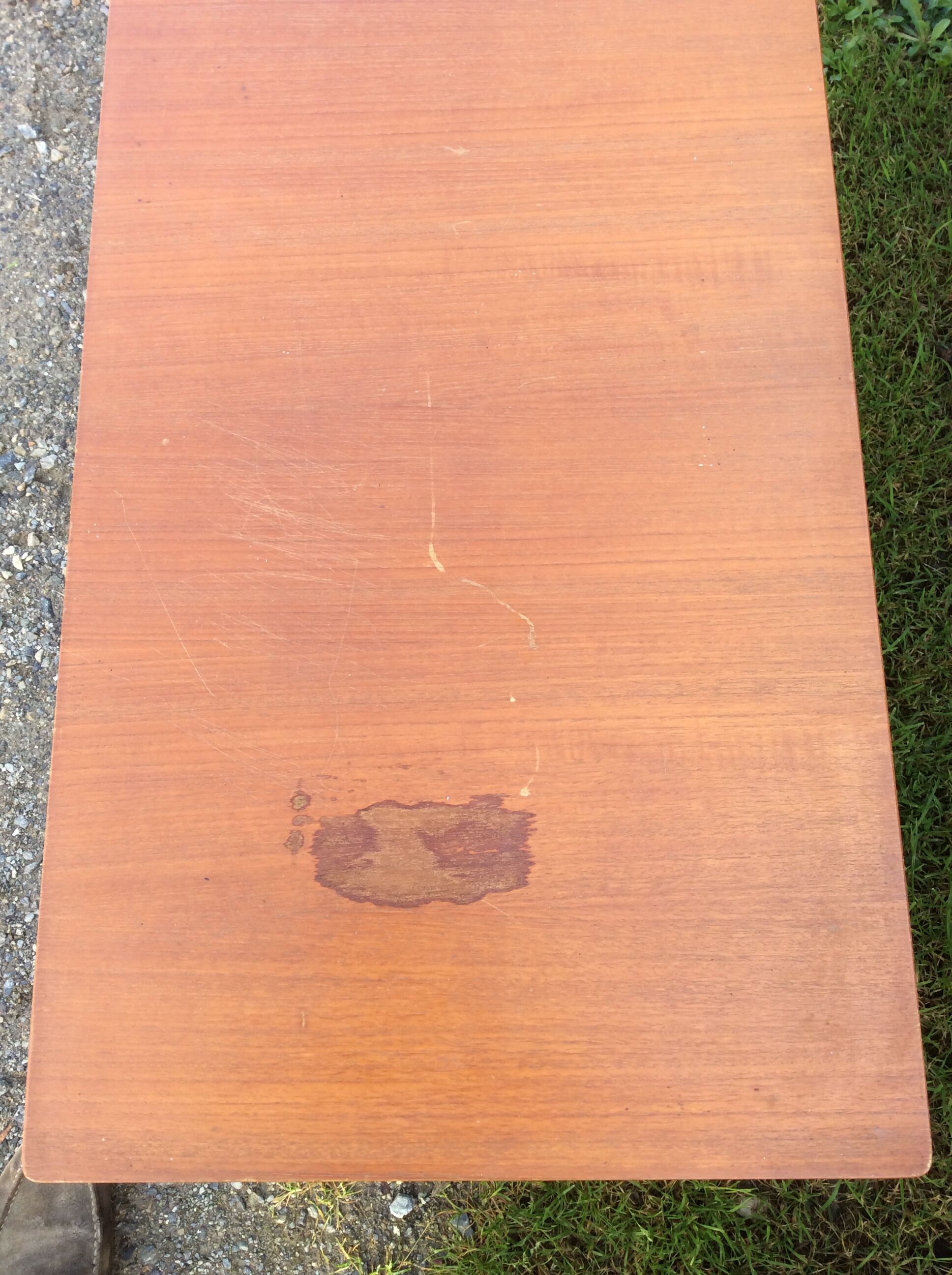 Table basse scandinave en teck