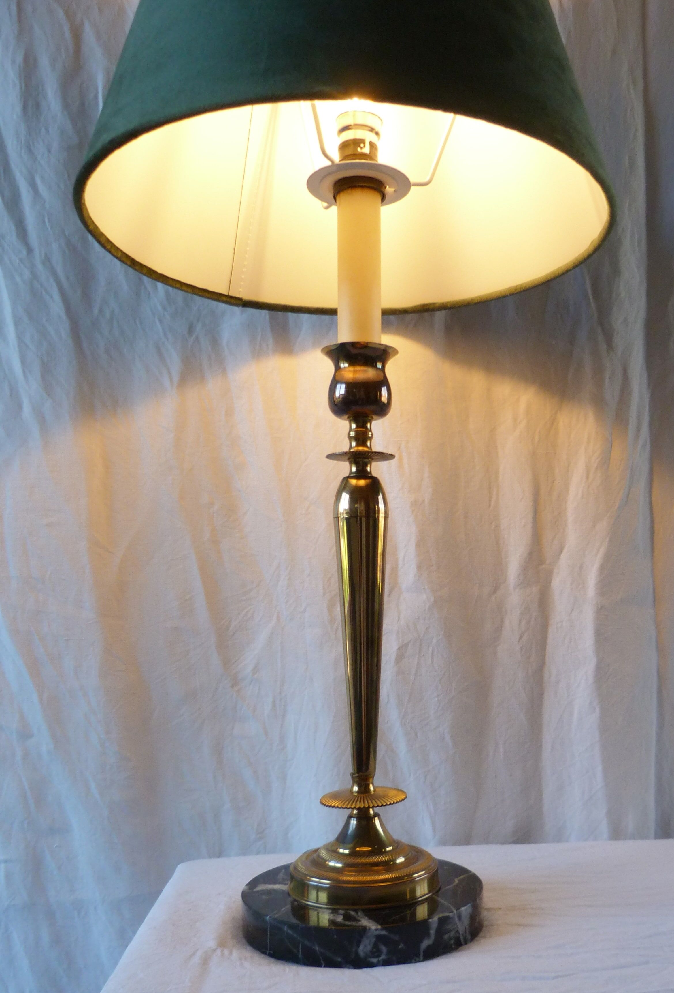 Table lamp