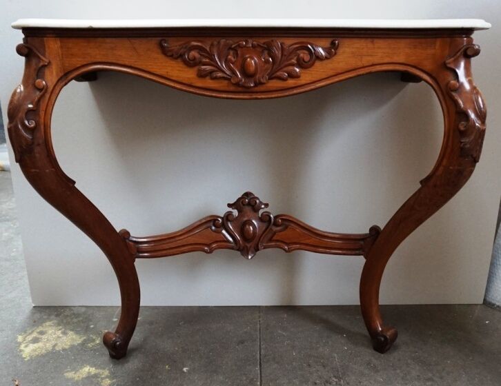 Console table  Louis Philippe