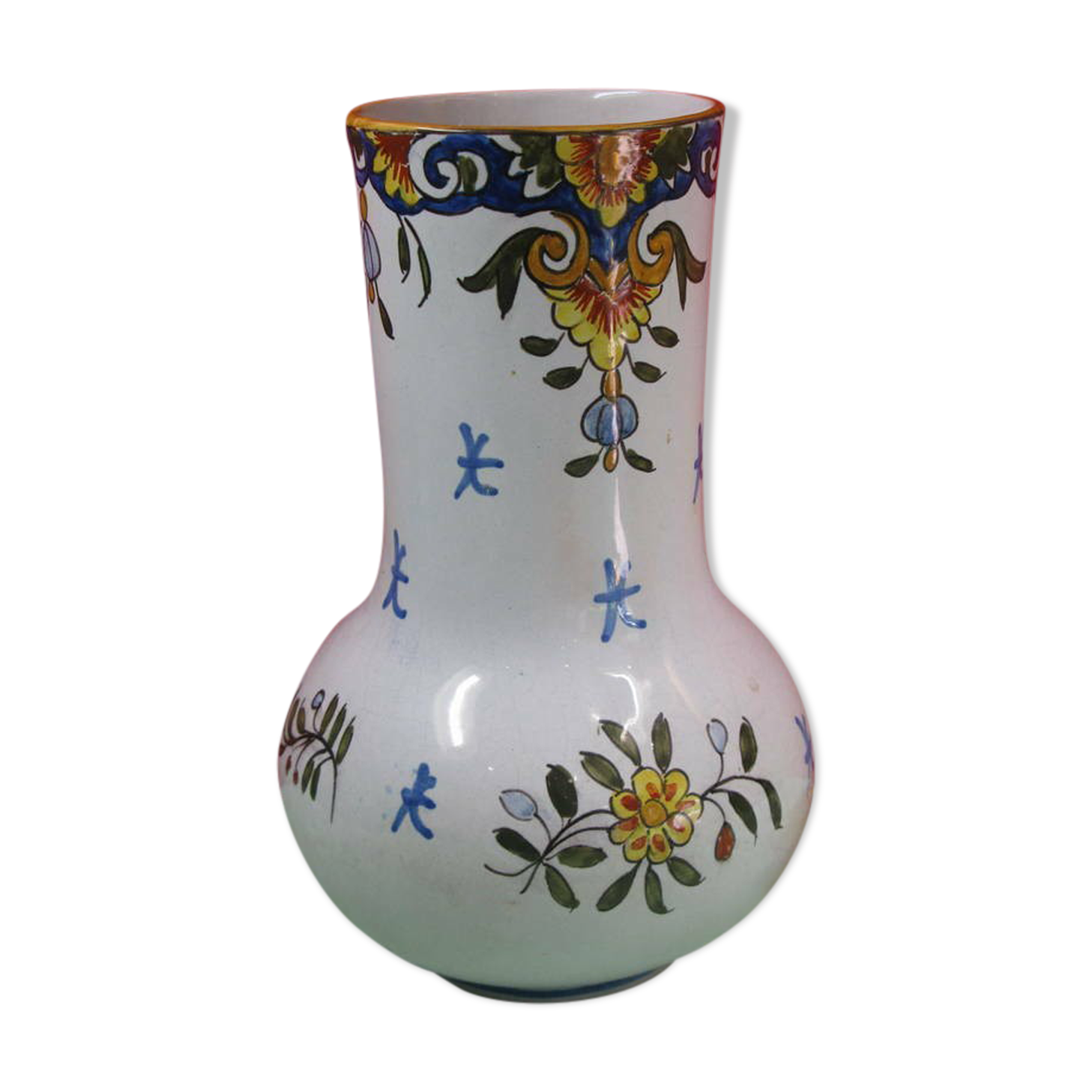 Rouen earthenware vase with Tharon Bretagne's arms