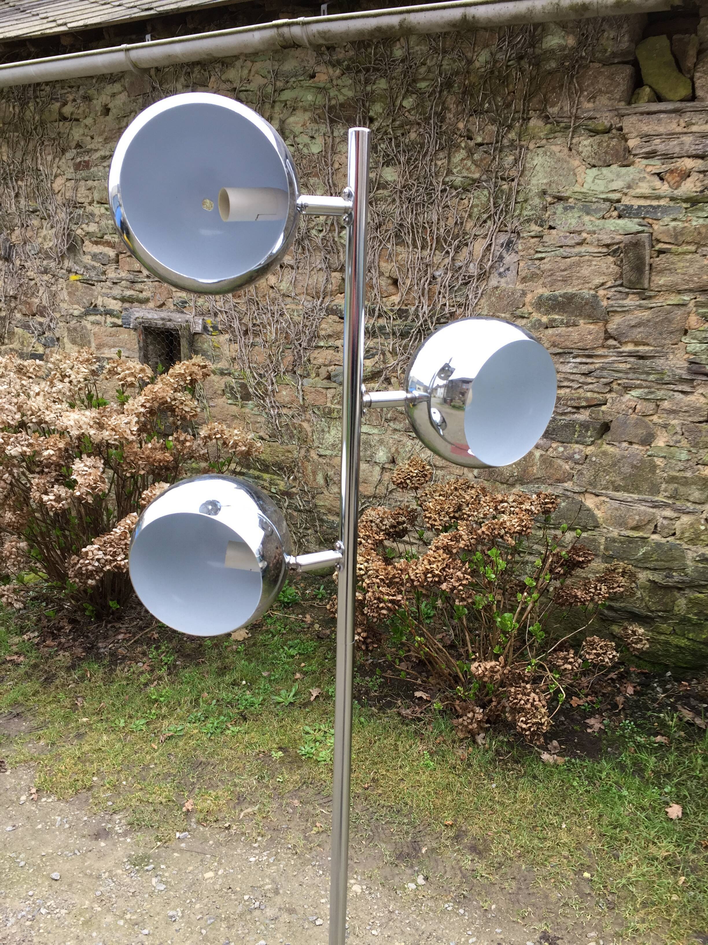 Lampadaire vintage eyeball en métal chromé