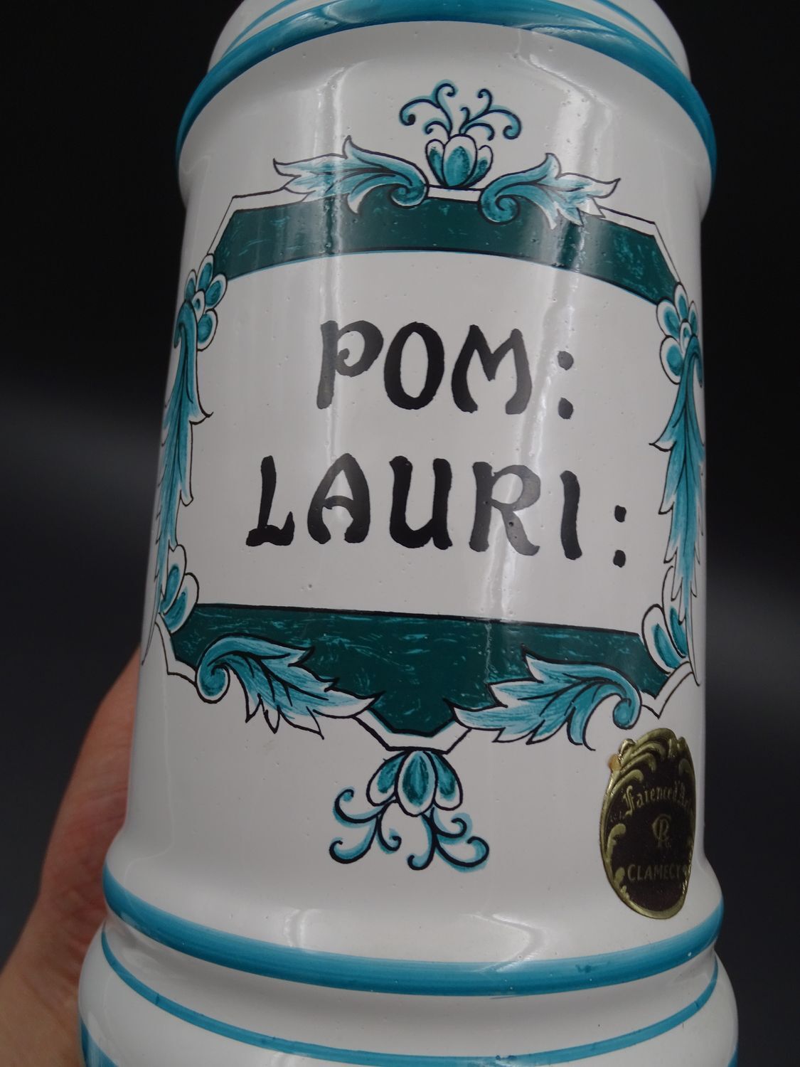 Clamecy earthenware pharmacy pot - Pharmacy Decoration - Medicine