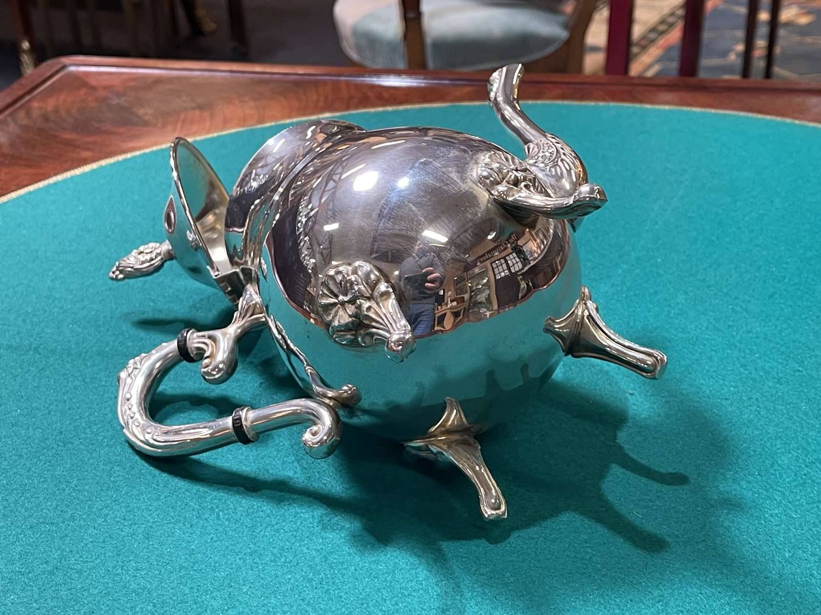 Silver-plated English verseuse from the 1950s.