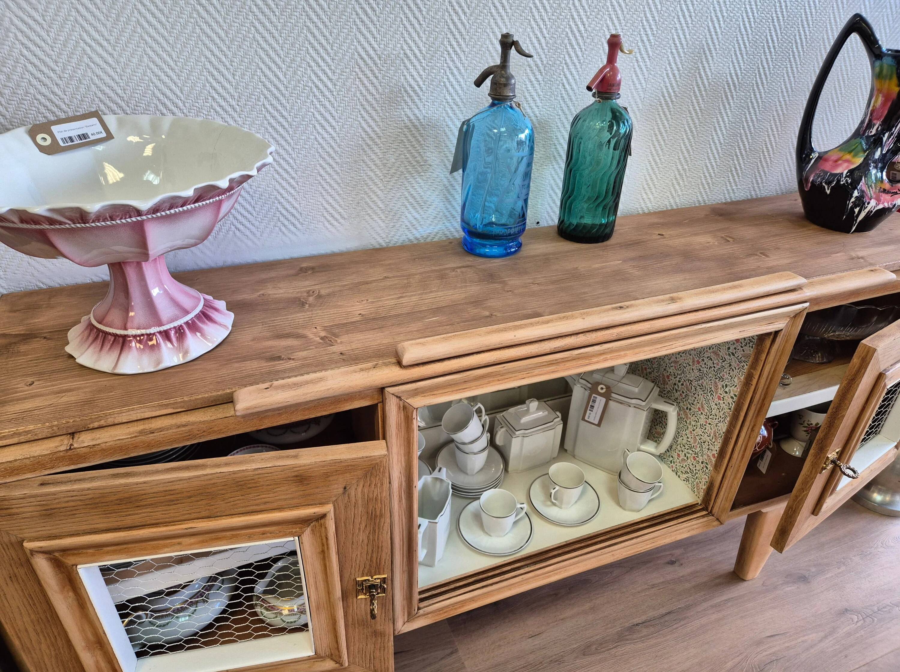 Fully restored buffet