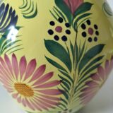 Quimper Henriot Vase – Rare mixed decoration (D.301 + monochrome) on a yellow background