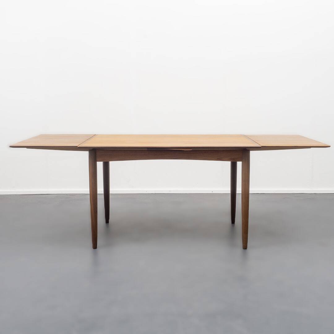 Dining table, vintage, Danish design, two extensions