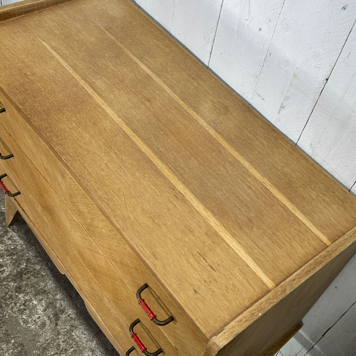 Vintage chest of drawers