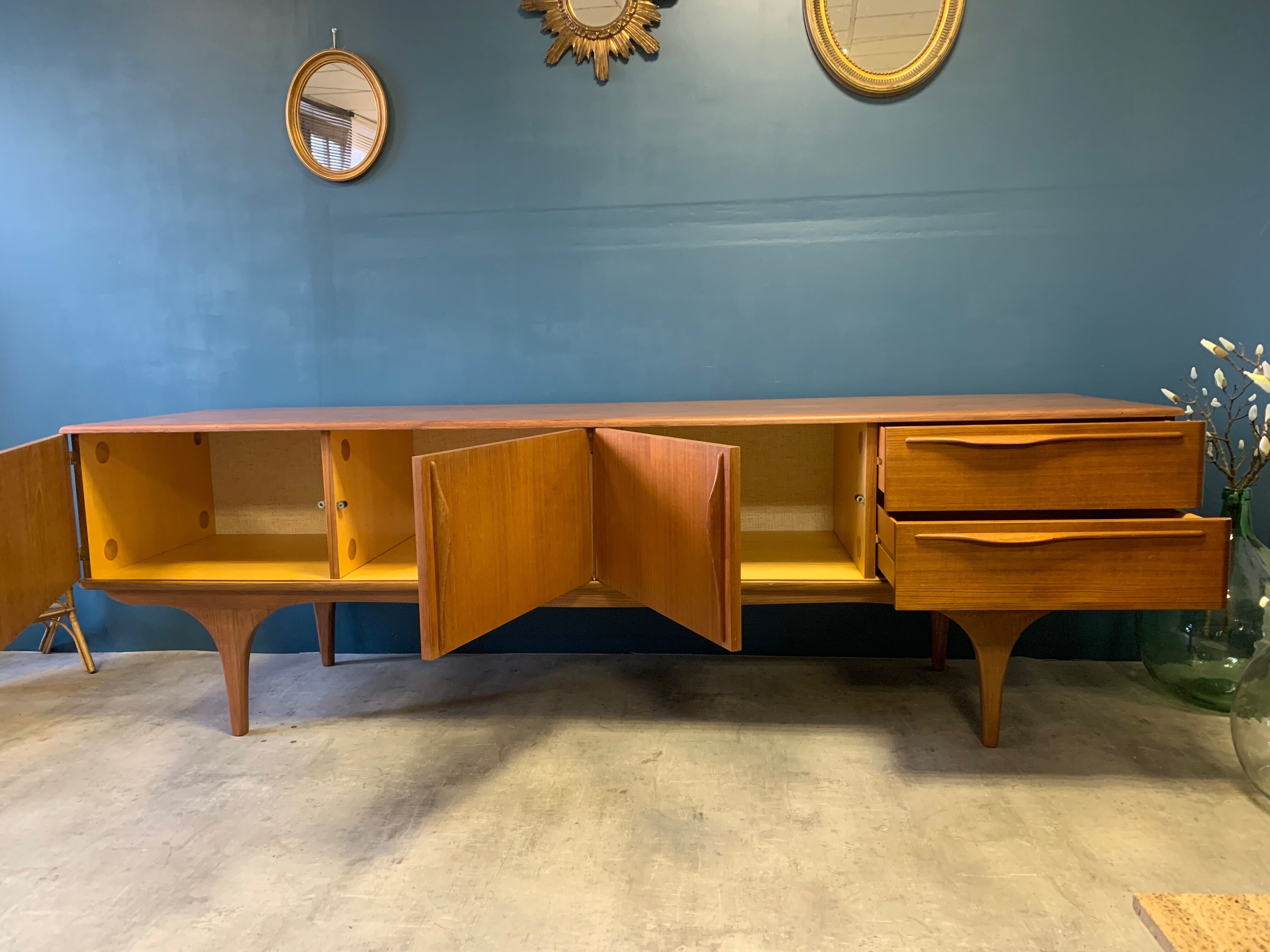 Vintage Scandinavian track