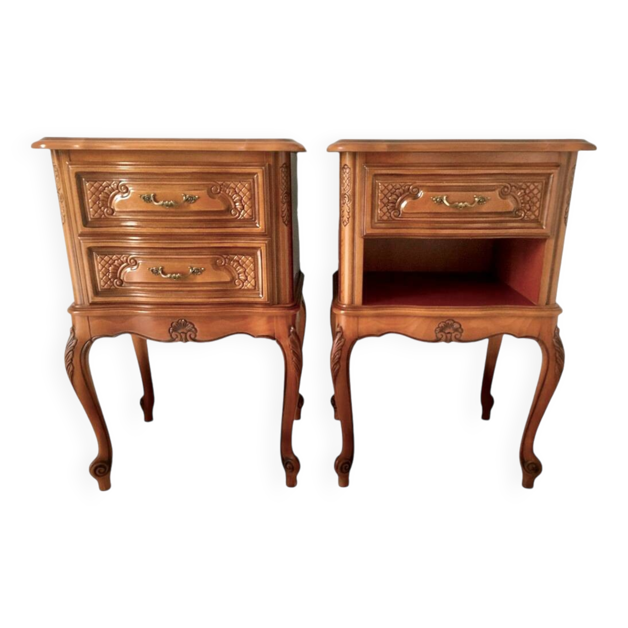 2 Louis XV style bedside tables with drawers and cabriole legs, 1960