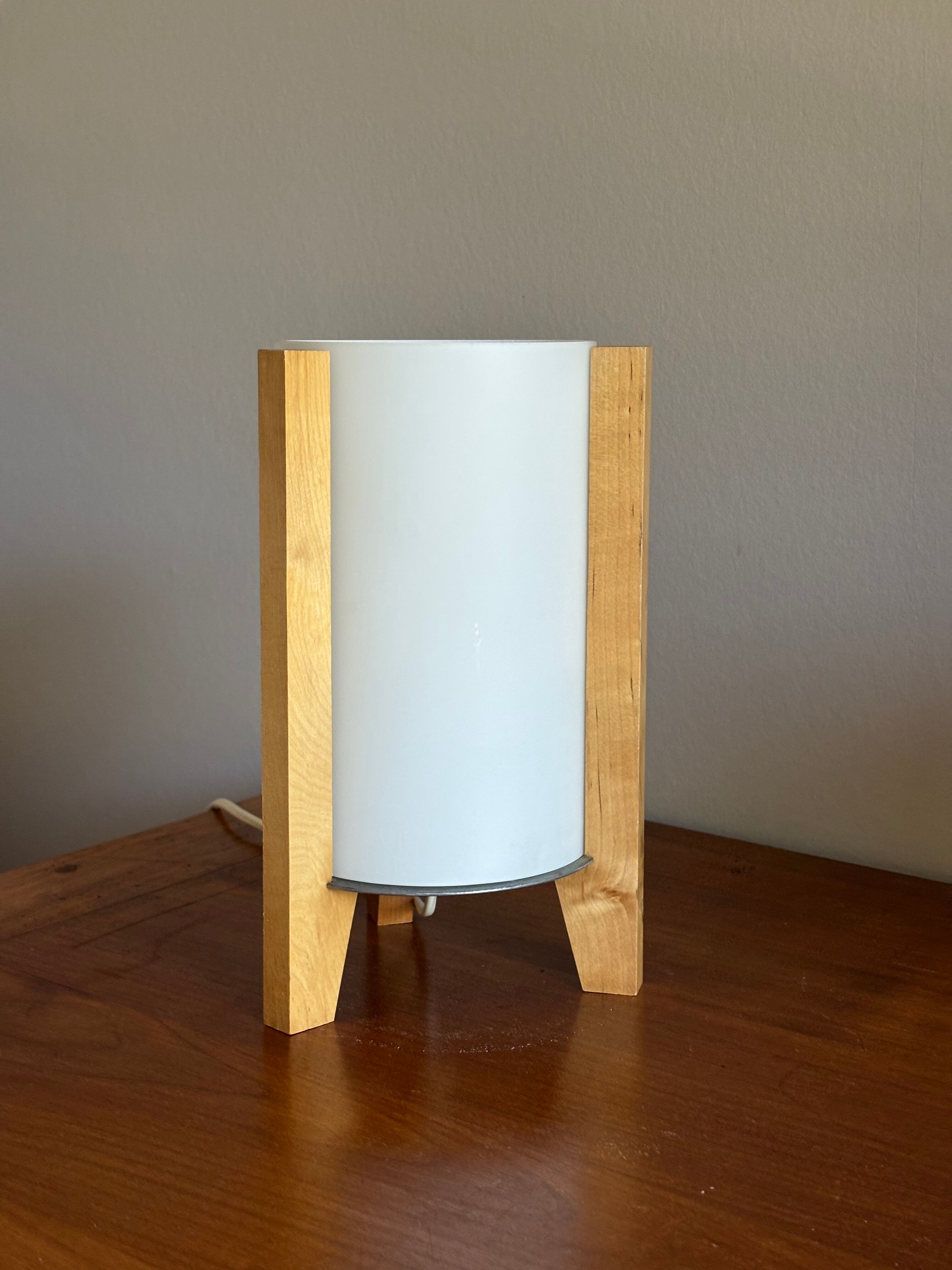 Lampe scandinave, 1990