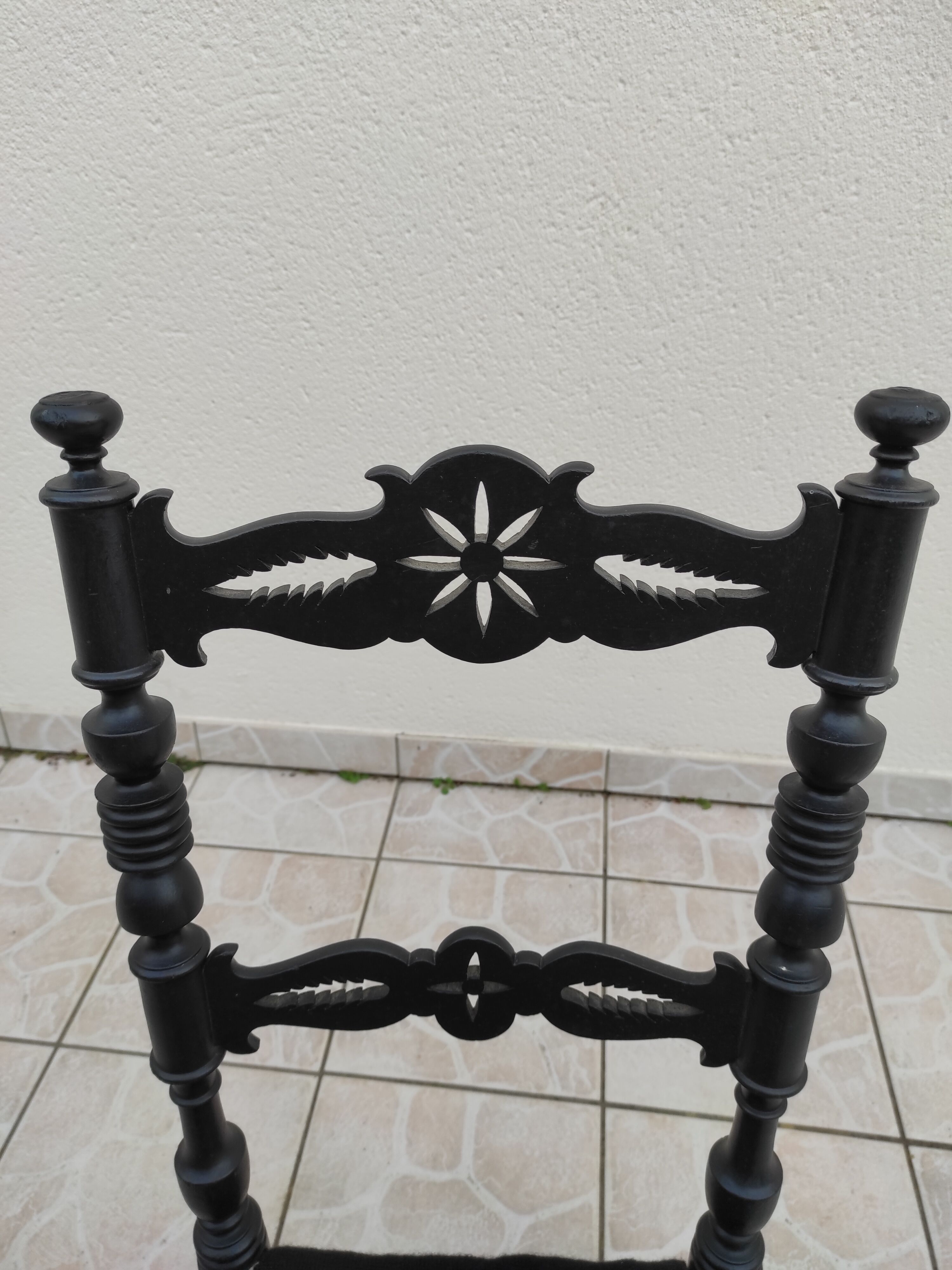 Napoleon III nurse's chair