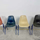 Lot of 4 Eames DSS chairs in fibre H Miller