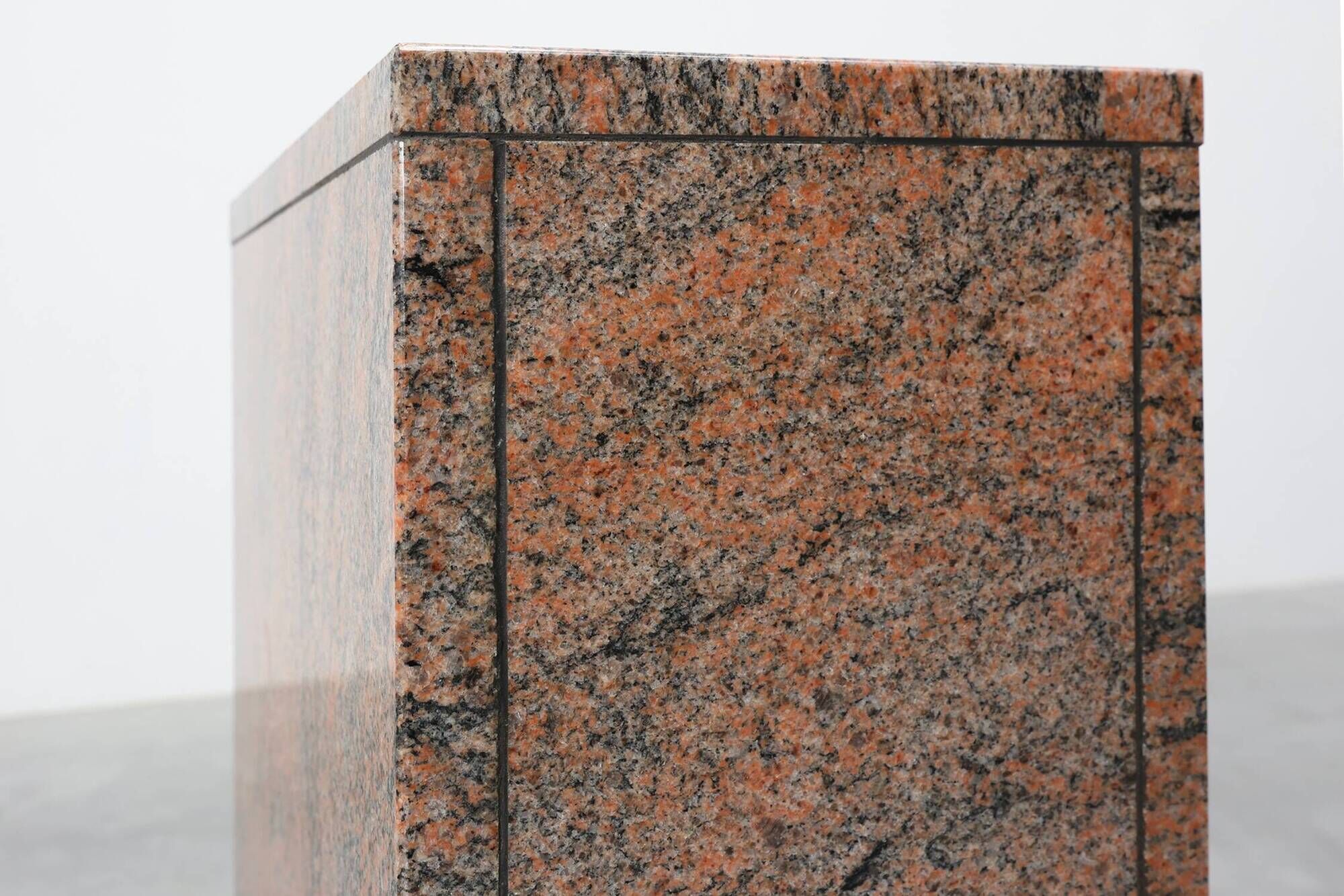 Rectangular red granite pedestal, Belgium, 20th century
