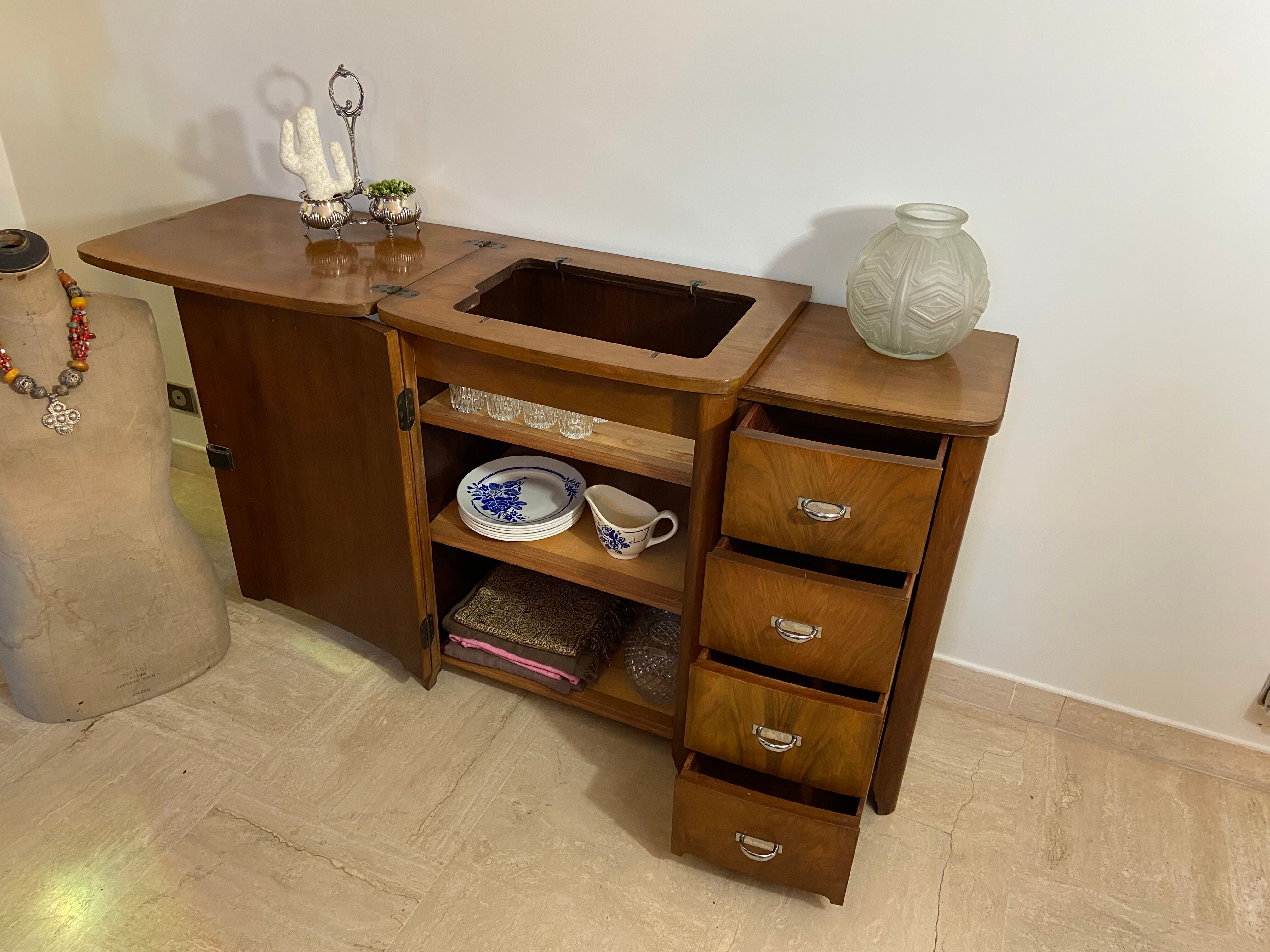 Art deco dresser, 30s