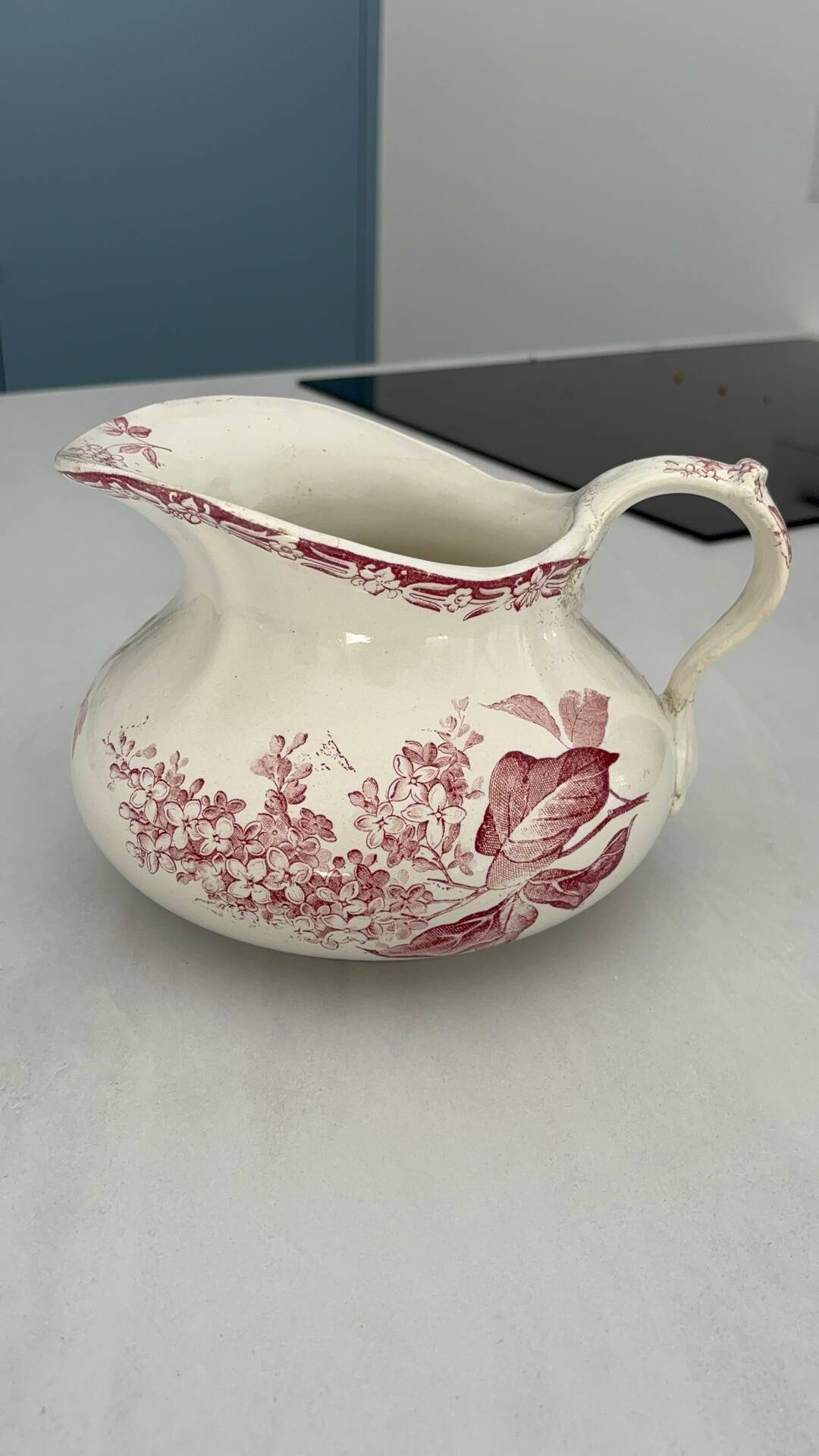 Antique toilet bowl in ironstone Lilas Creil and Montereau – Pic