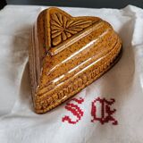 Cake mold