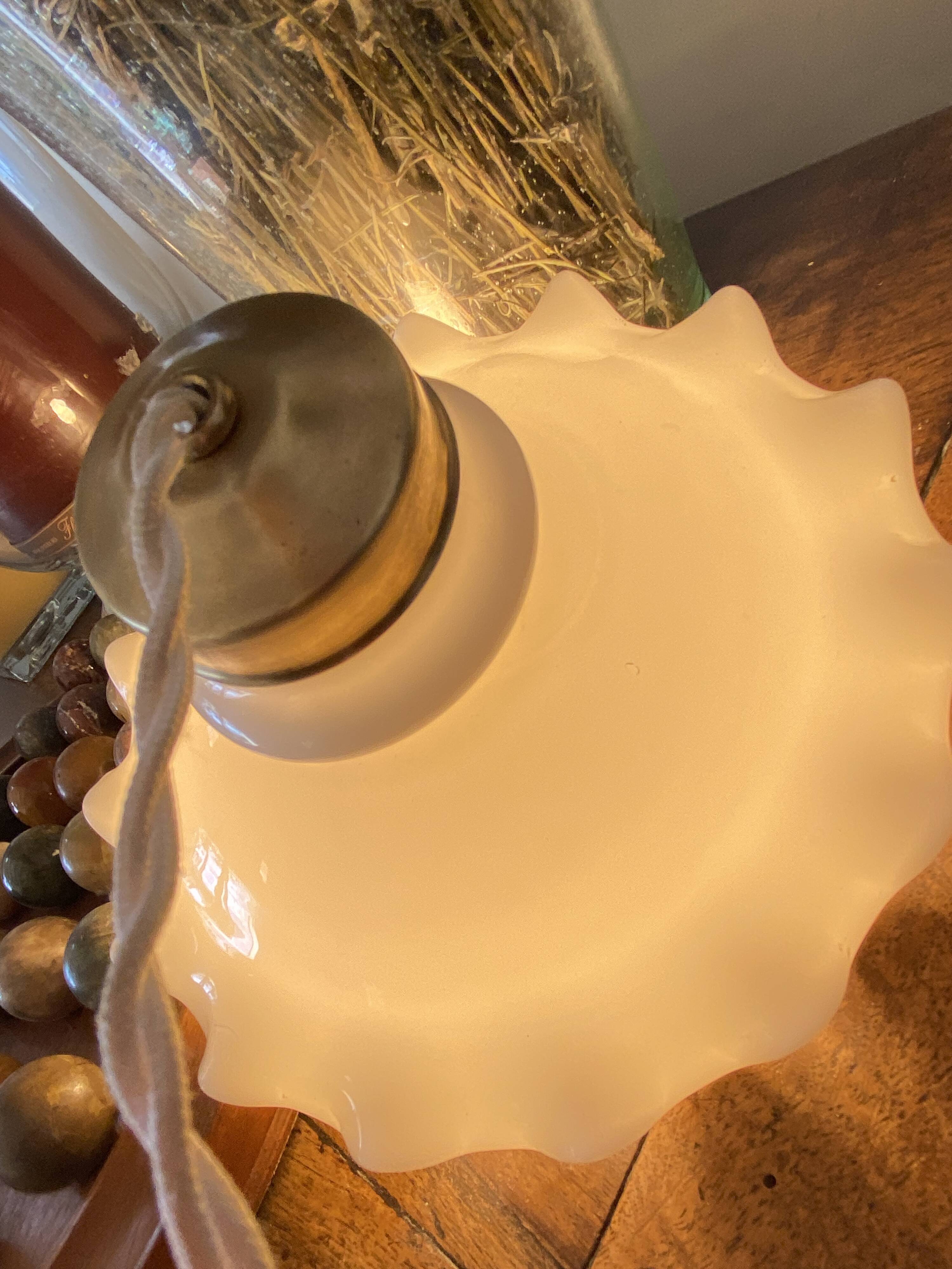 Glass pendant light, 2M fabric cable, porcelain ceiling rose