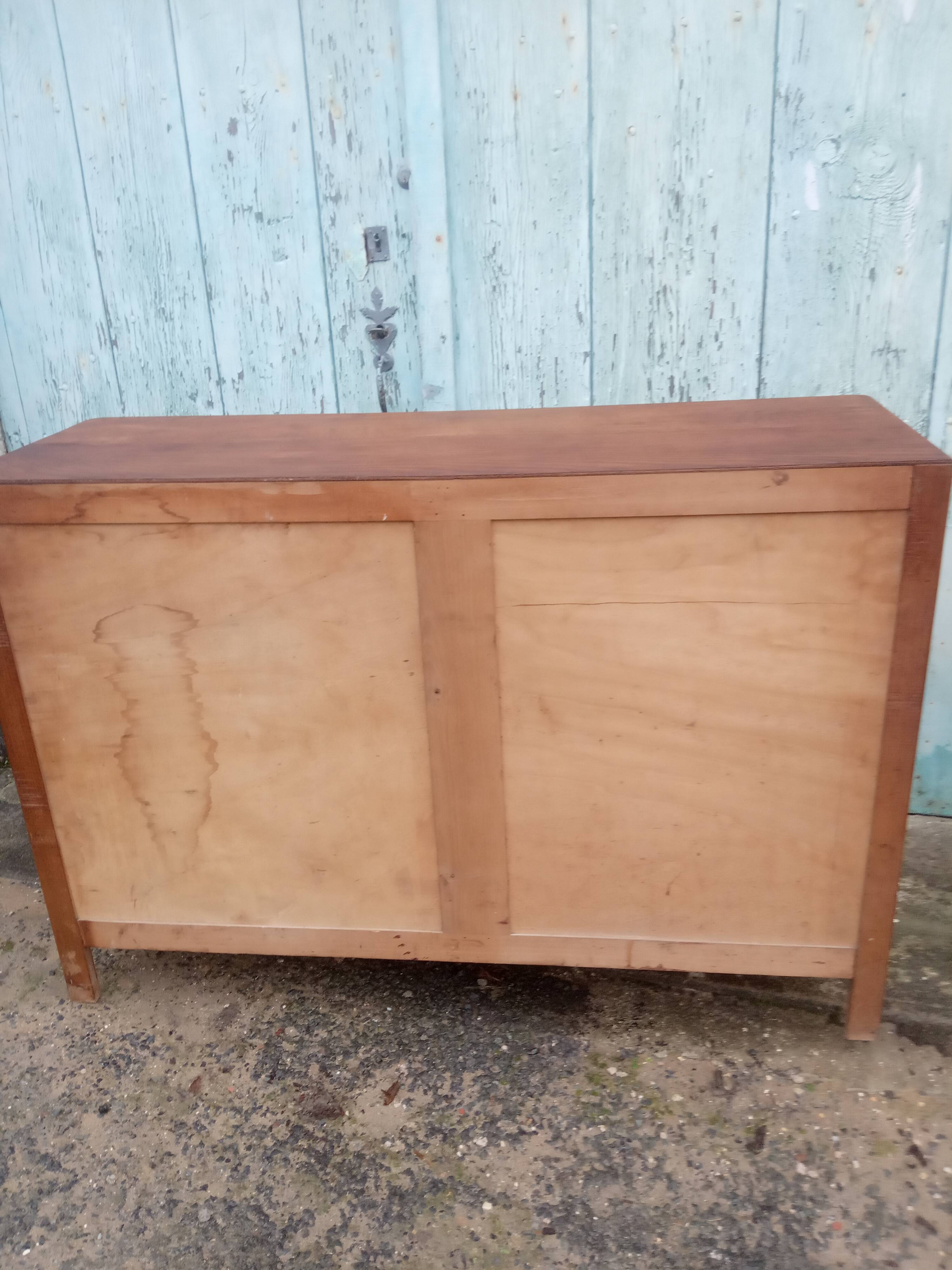 Art deco chest of drawers