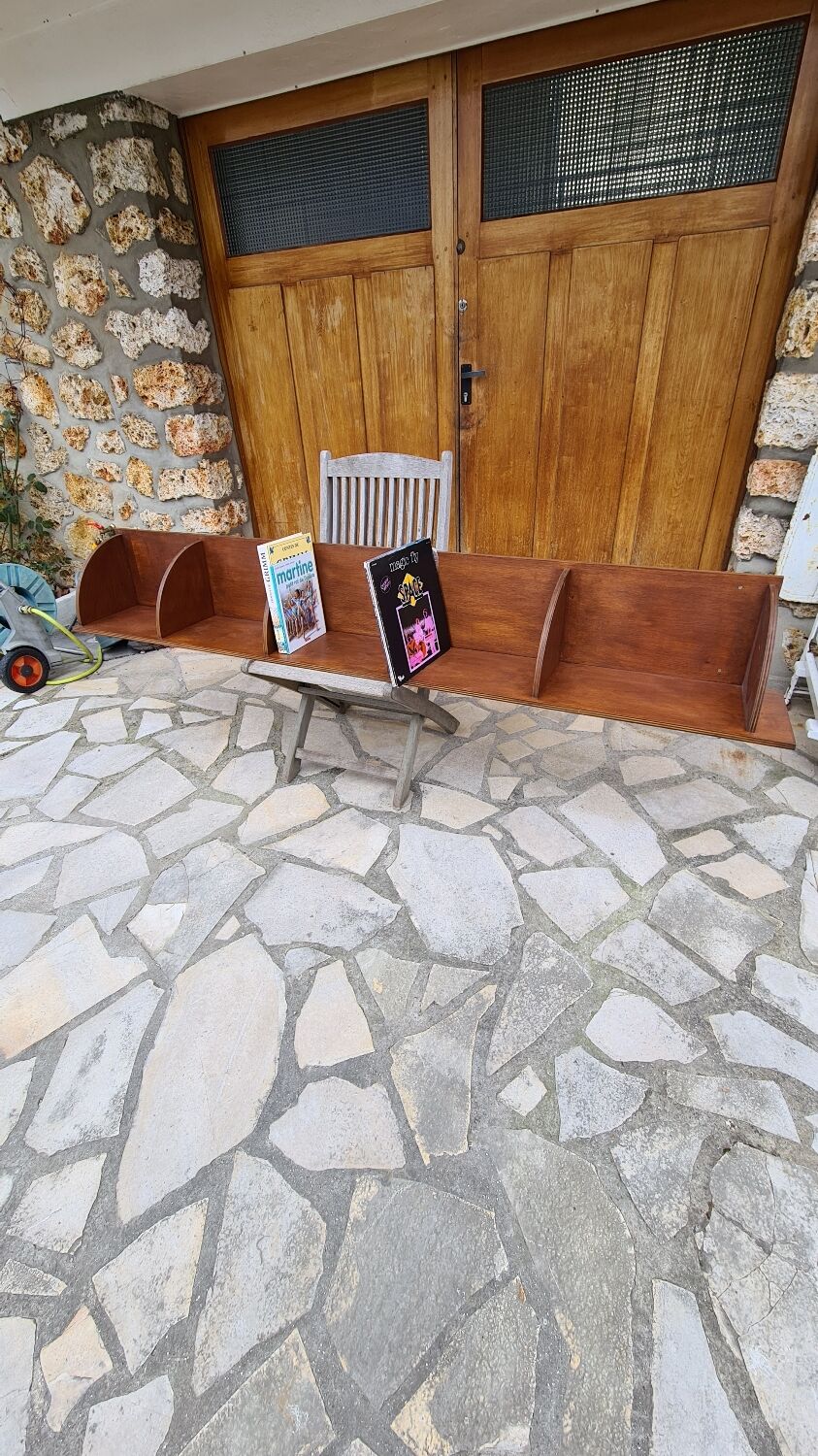 Bookcase vintage wall shelf