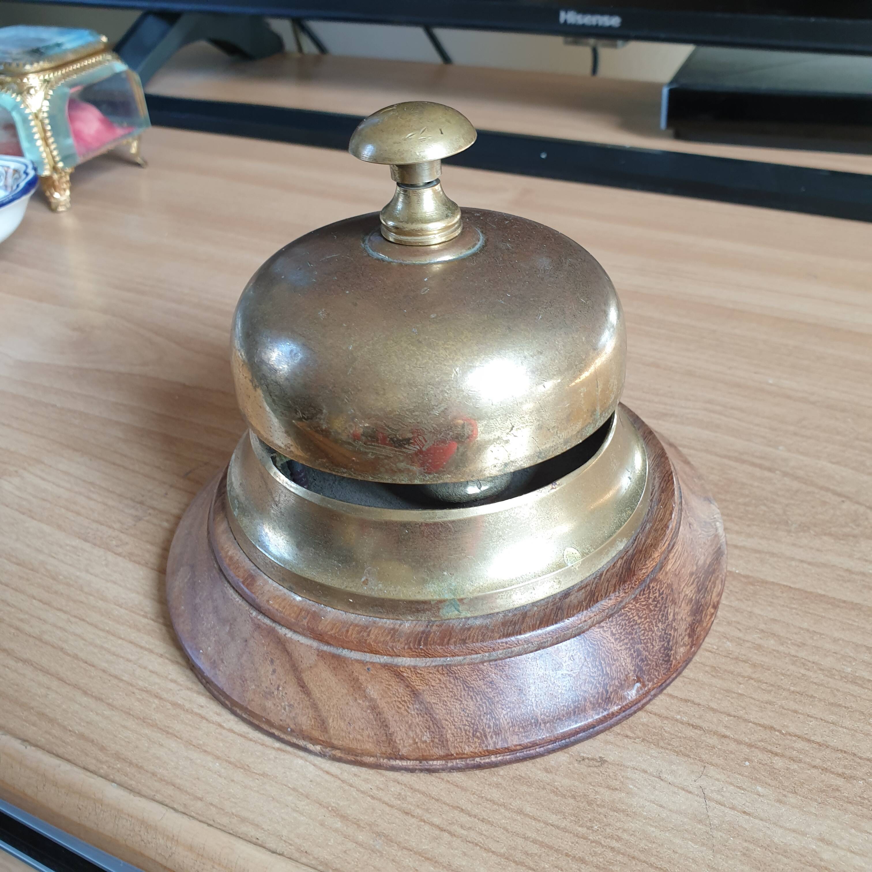 Vintage reception bell in wood and brass