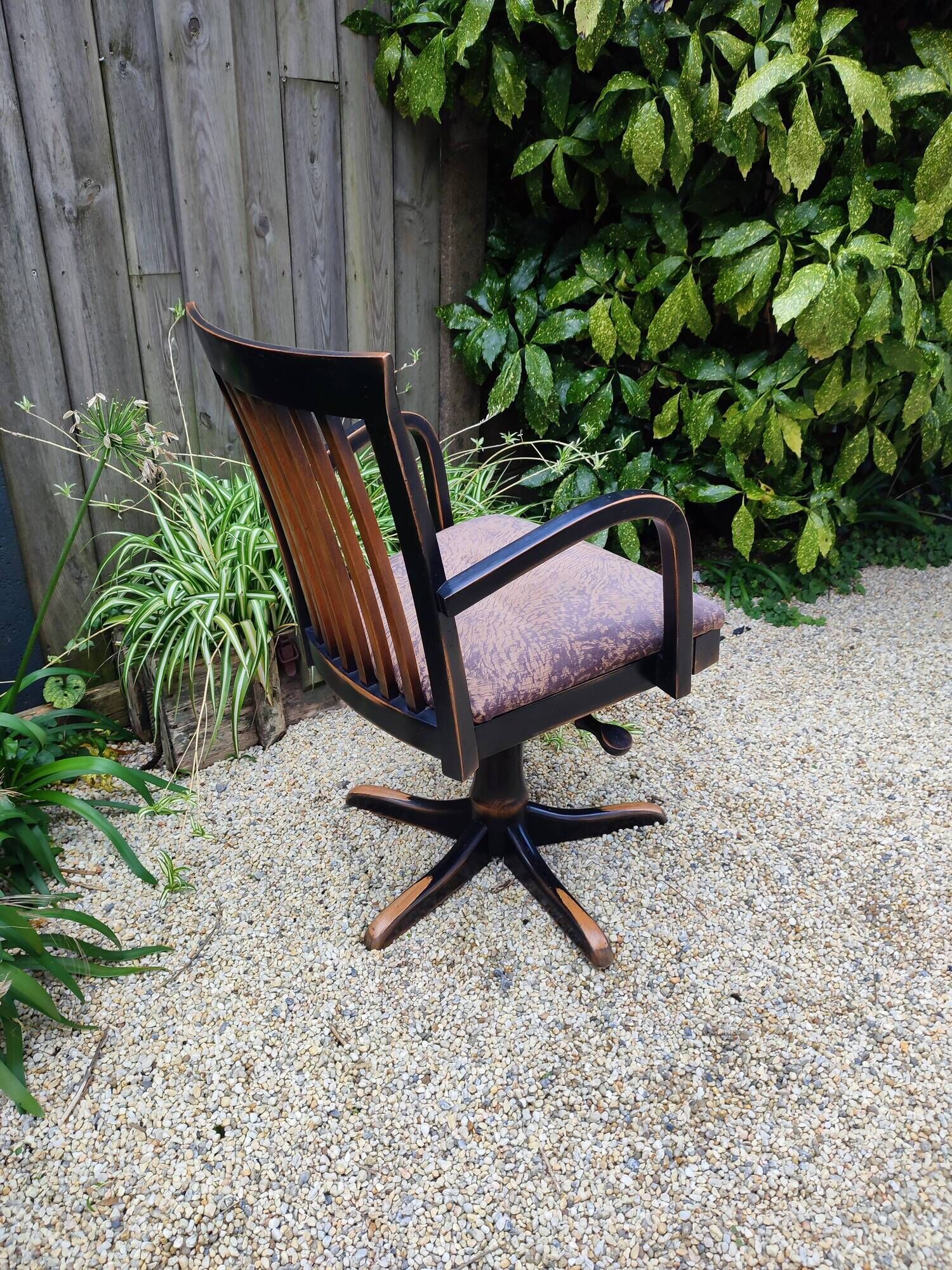 Swivel armchair in solid wood Retro style