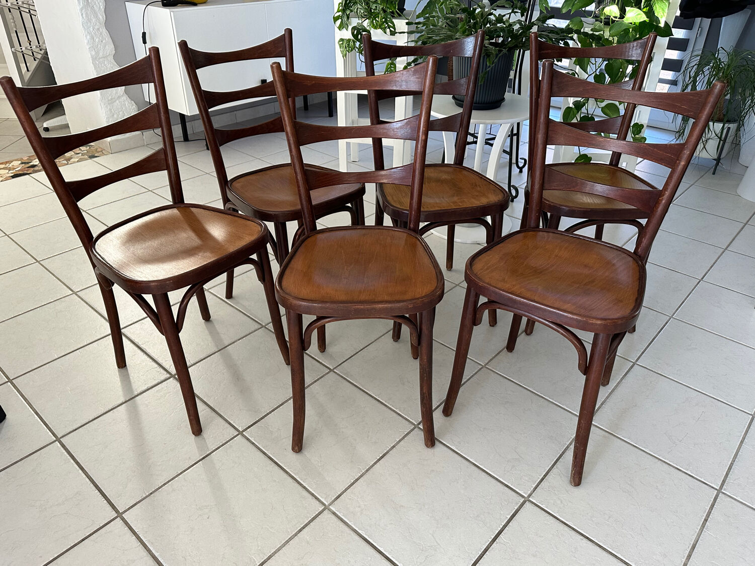 Suite 6 chaises de Bistrot vintage années 1960