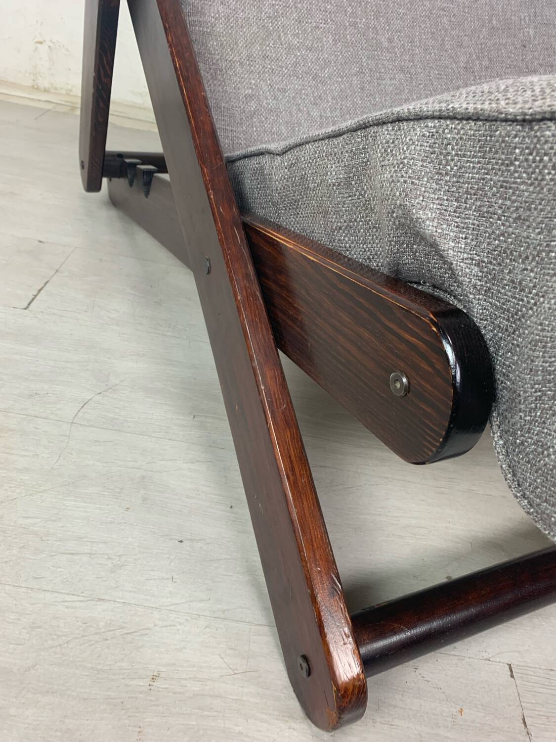 Pair of folding armchairs