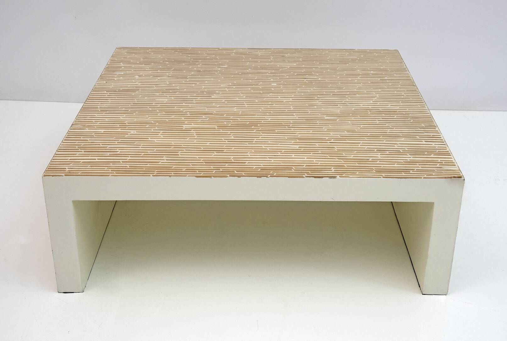 Table basse italienne moderne en résine et bambou
