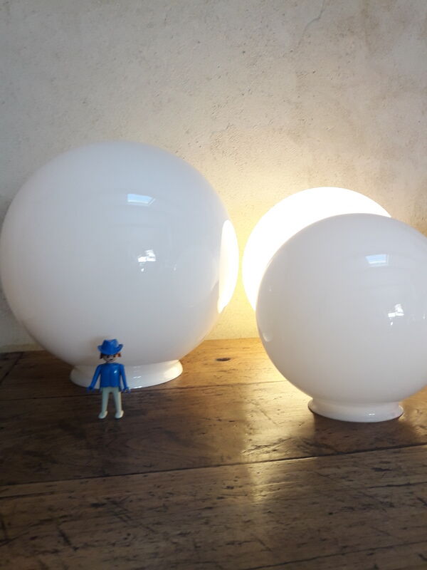 Globe 20cm en verre blanc ancien pour lampe suspension