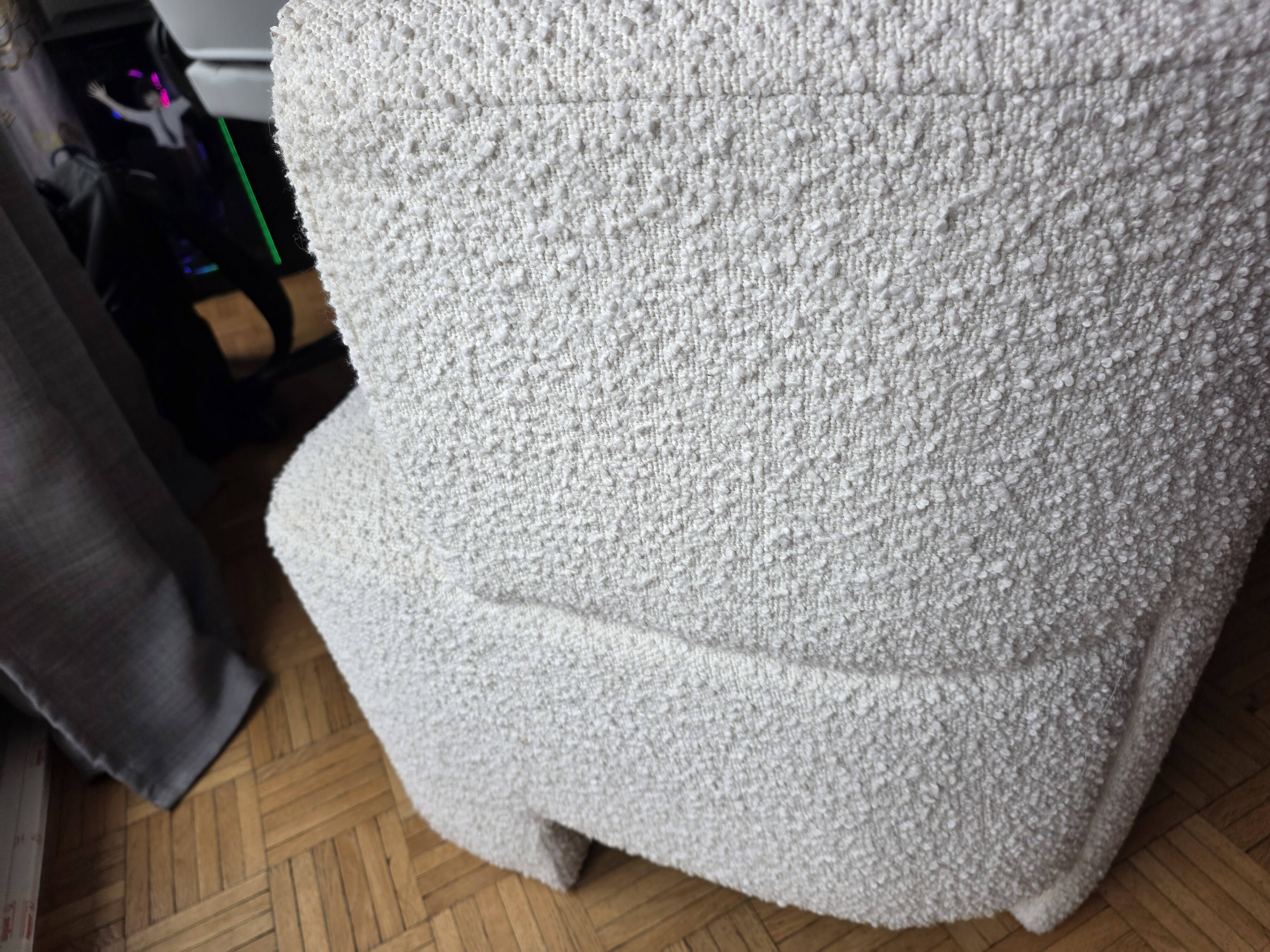 Lot 2 fauteuils petit modèle tissu bouclette, darrel