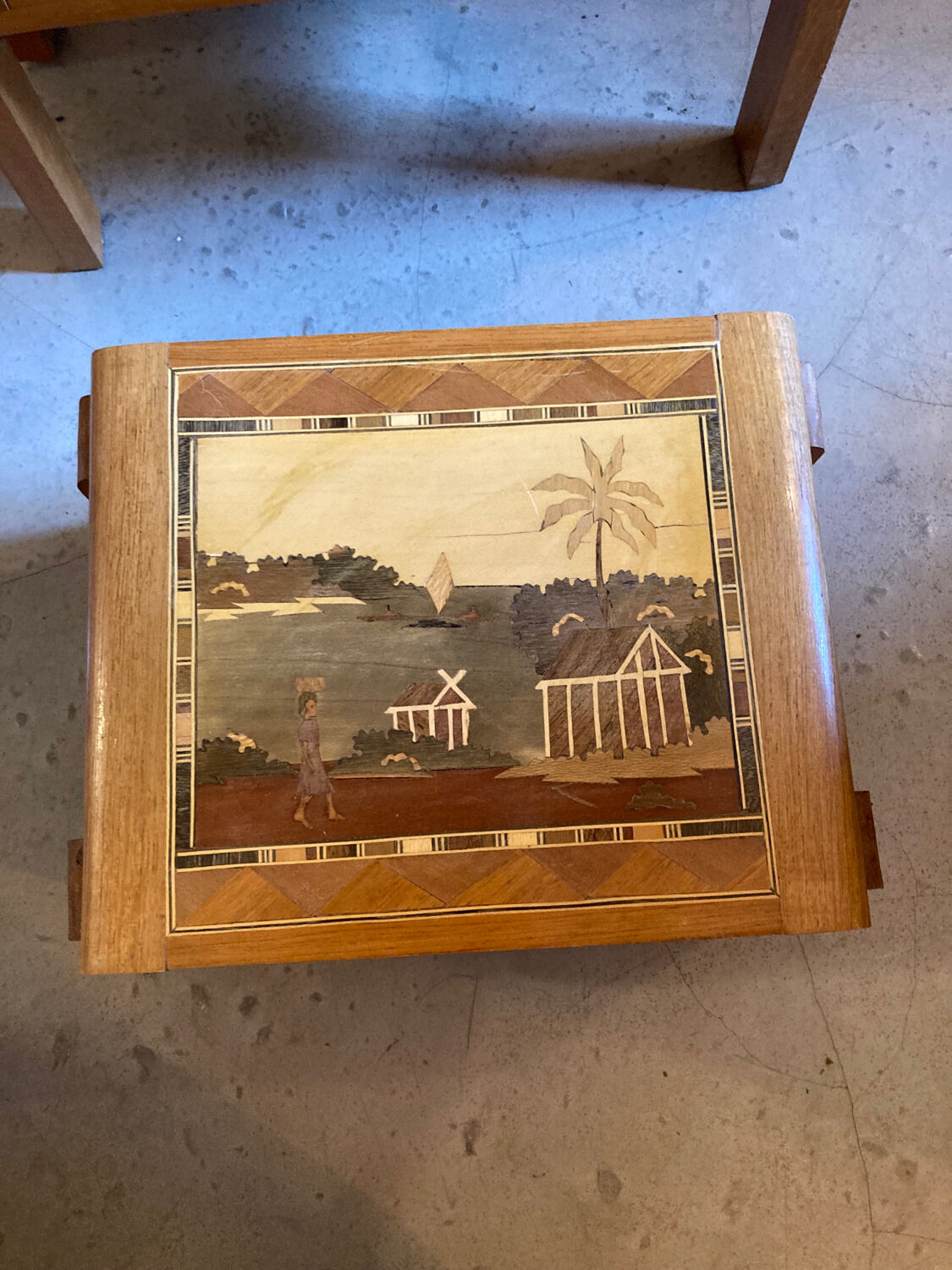 Nesting tables wood marquetry