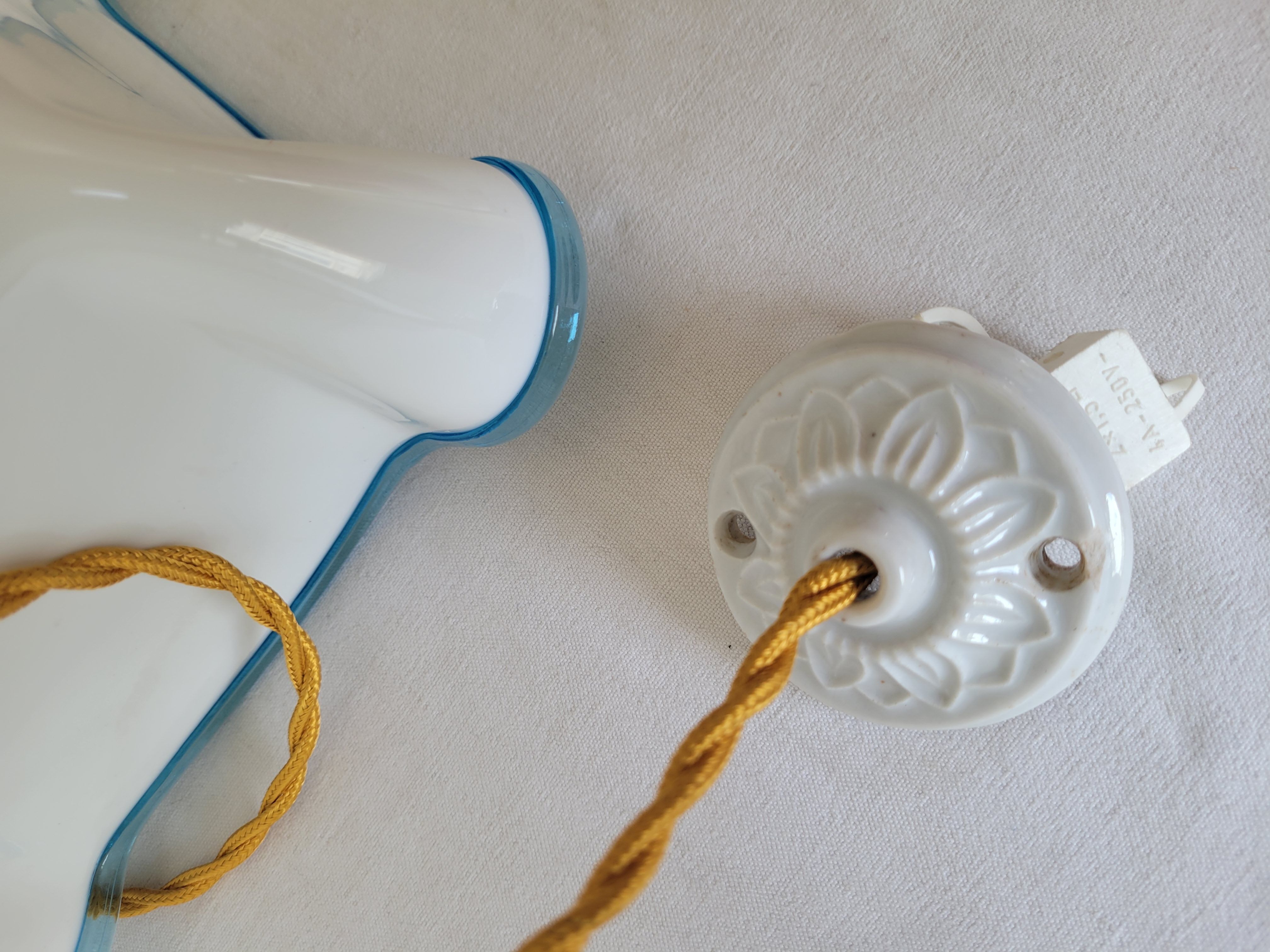 Draped opaline suspension