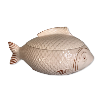 Terrine, vegetable or fish-shaped soup kitchen, Longwy circa 1960-1970