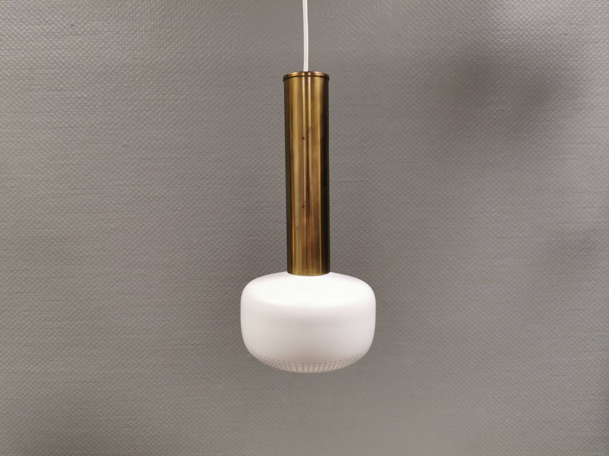 A modernised and restored Vilhelm Lauritzen pendet, for Louis Poulsen 1960s
