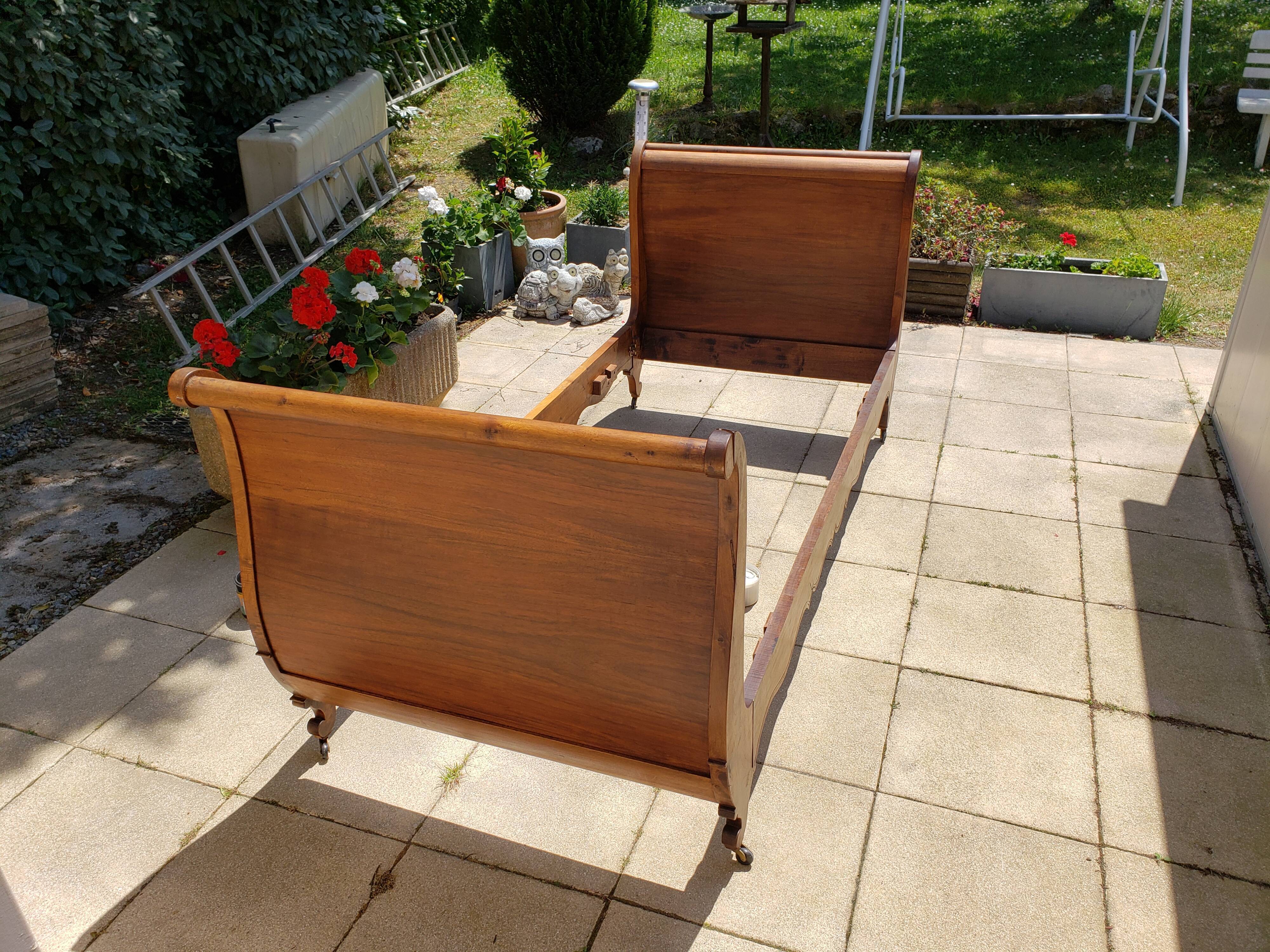 Louis-Phillipe style boat bed solid walnut