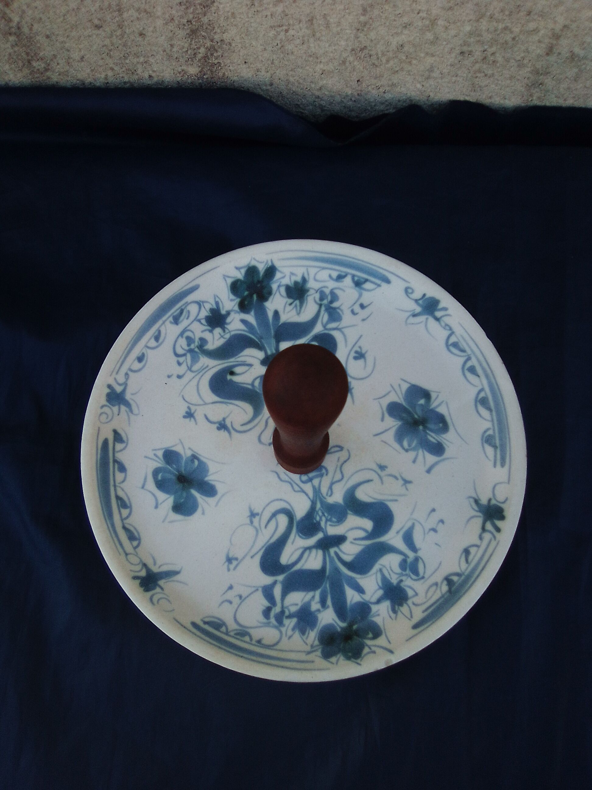 Cake tray in Quimper keraluc earthenware diam 27 cm