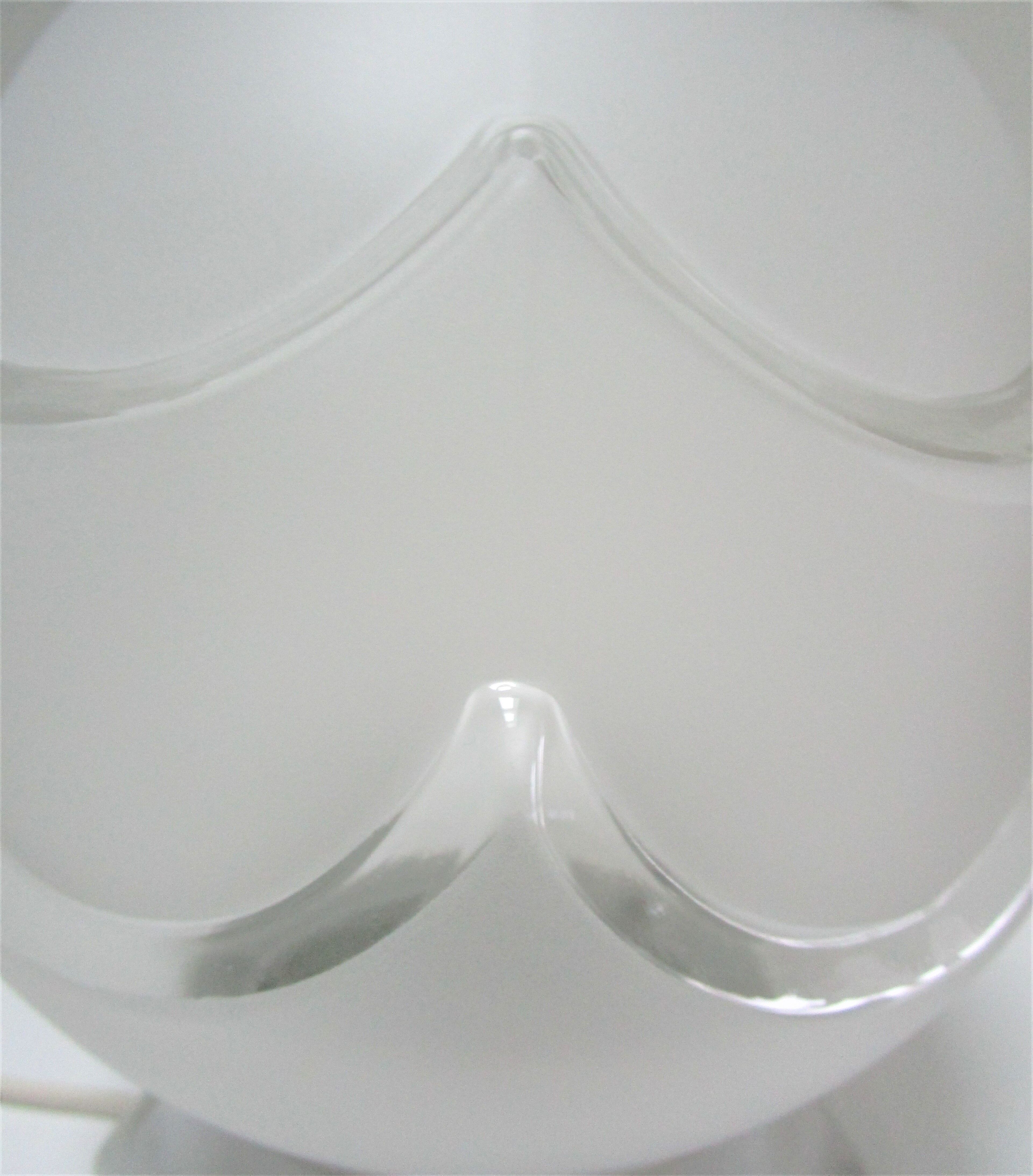 Porcelain ball lamp and art deco style glass