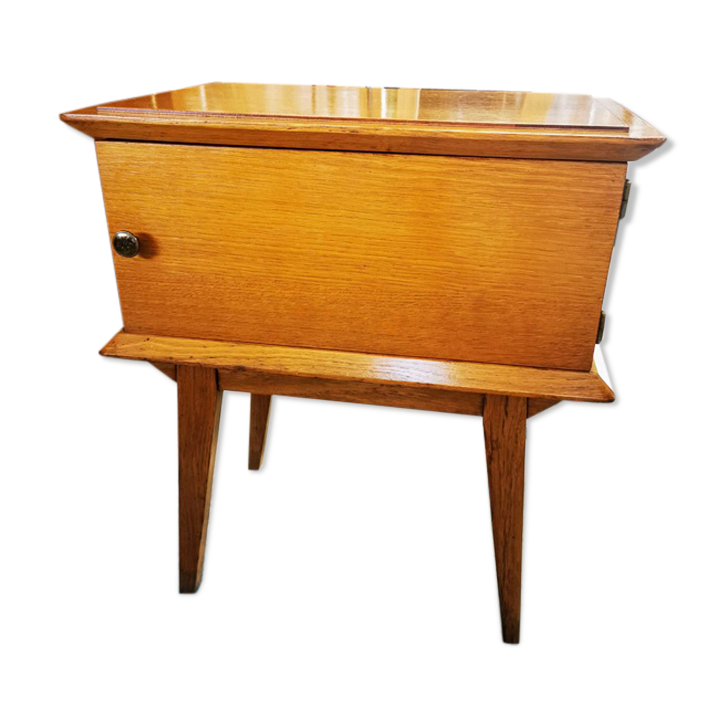 Vintage bedside with spindle feet