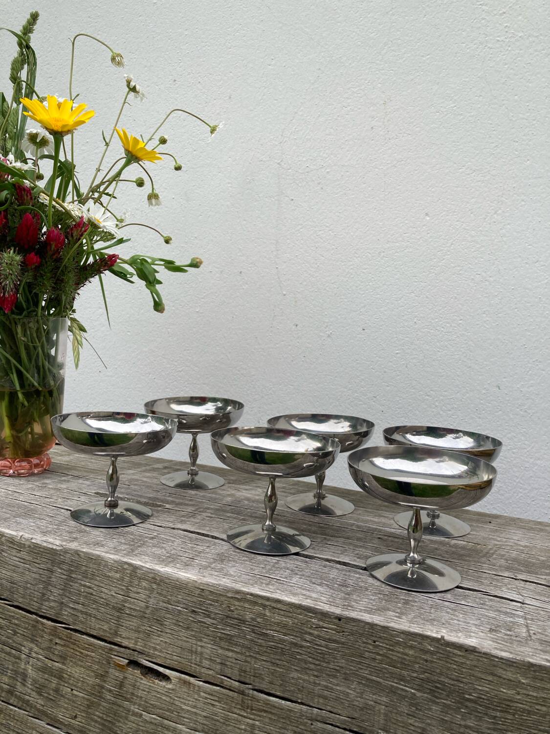 6 coupes en inox 1970