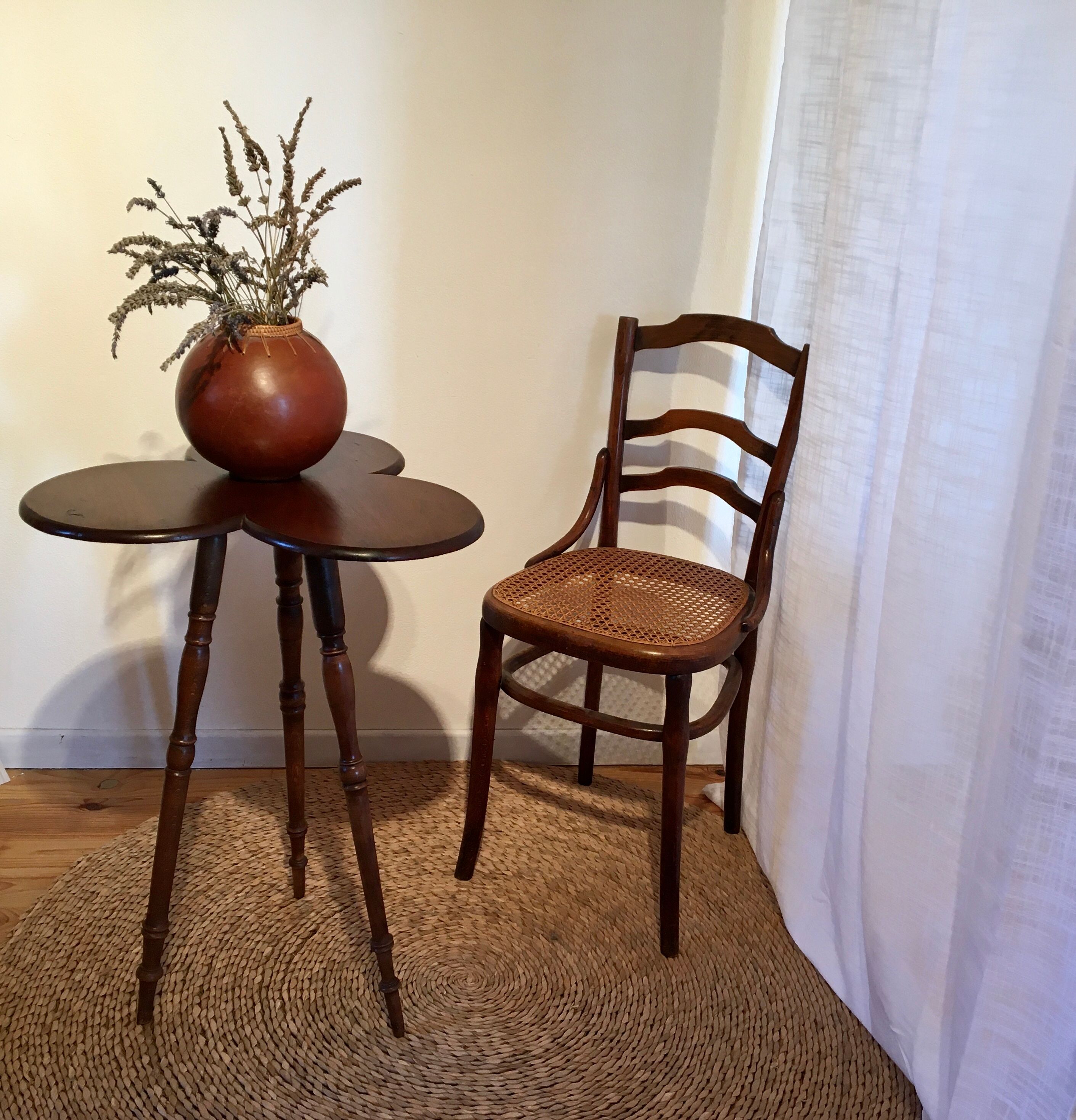 Guerrilla walnut early 20th century