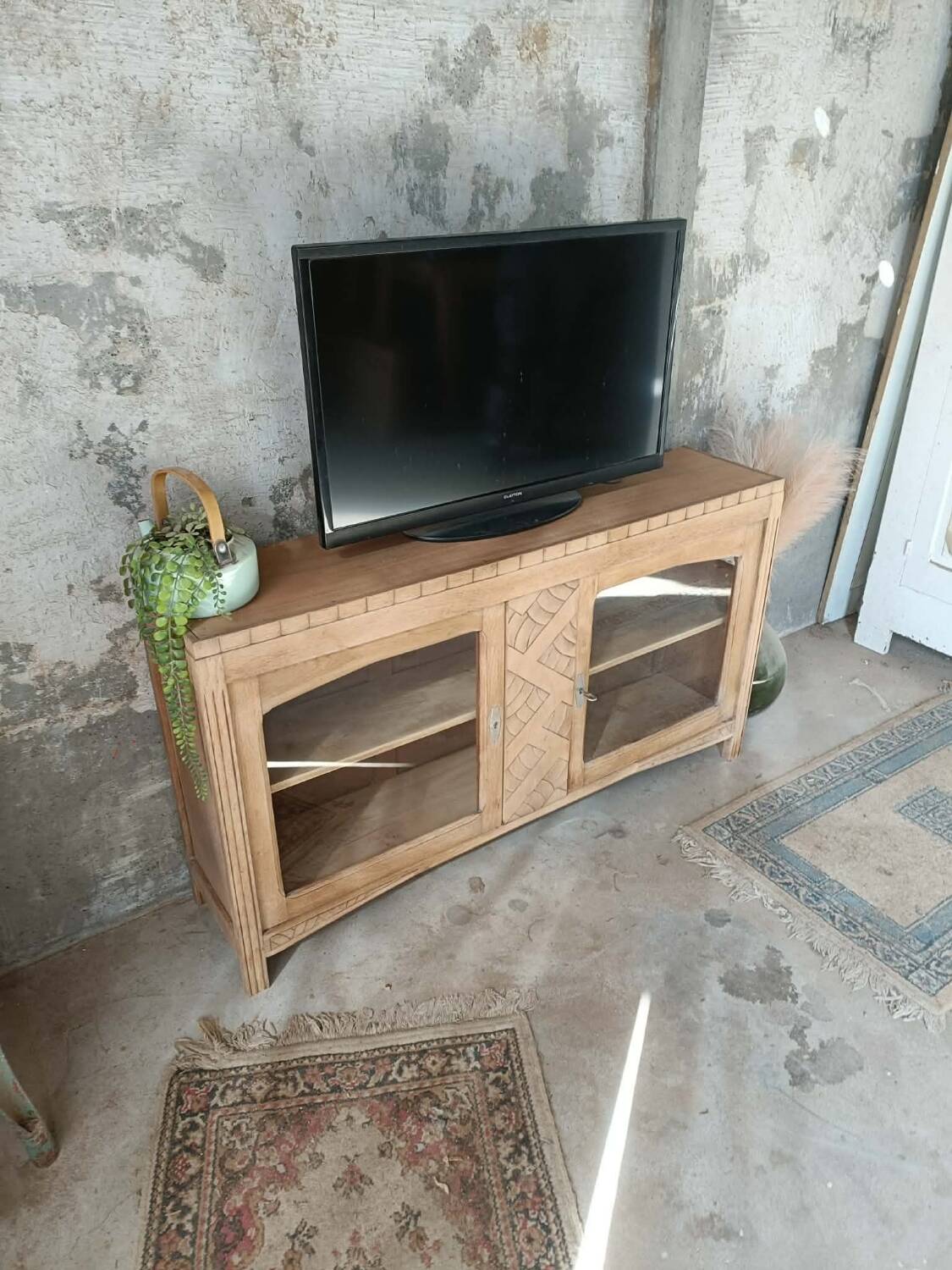 Display cabinet
