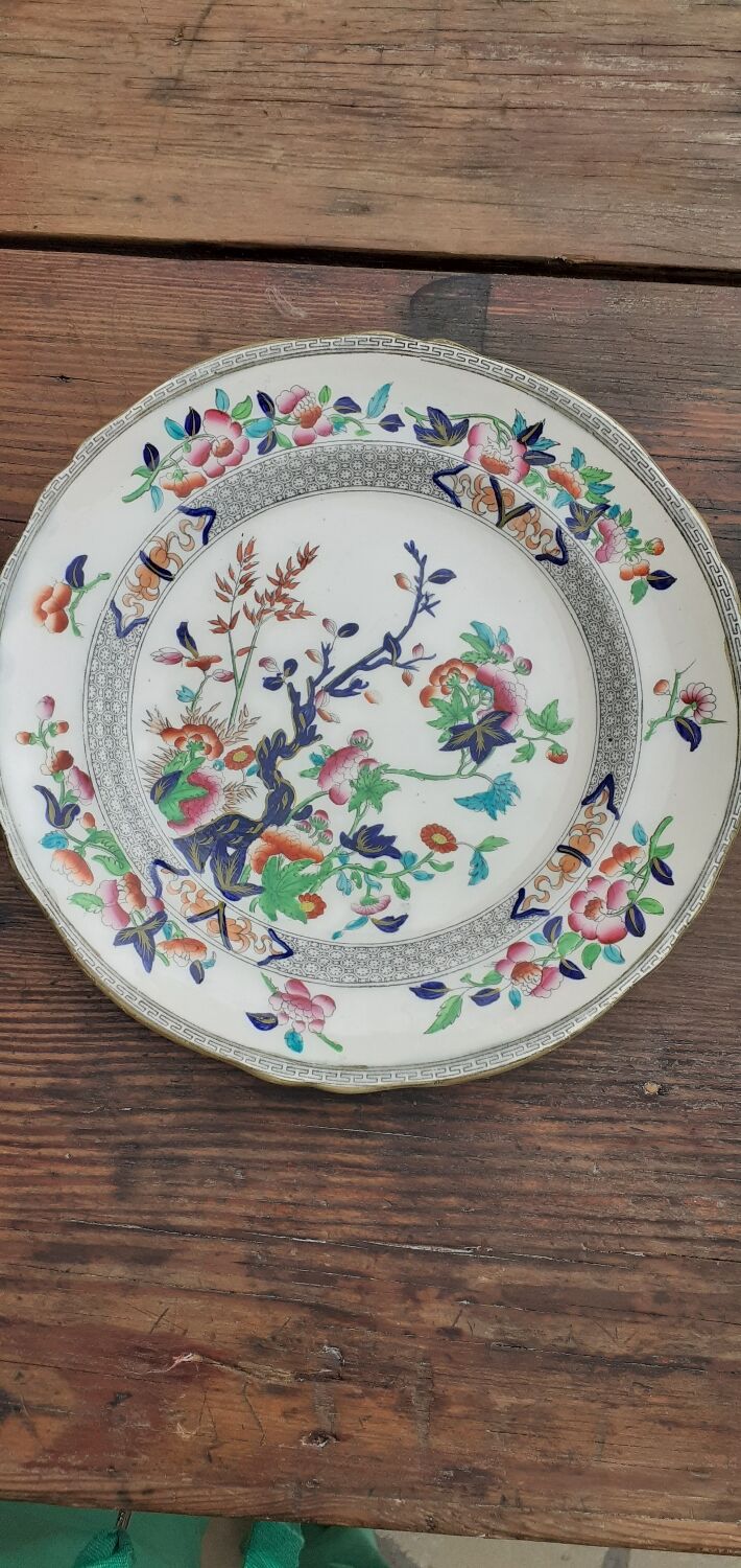 Decorative plate weedgood
