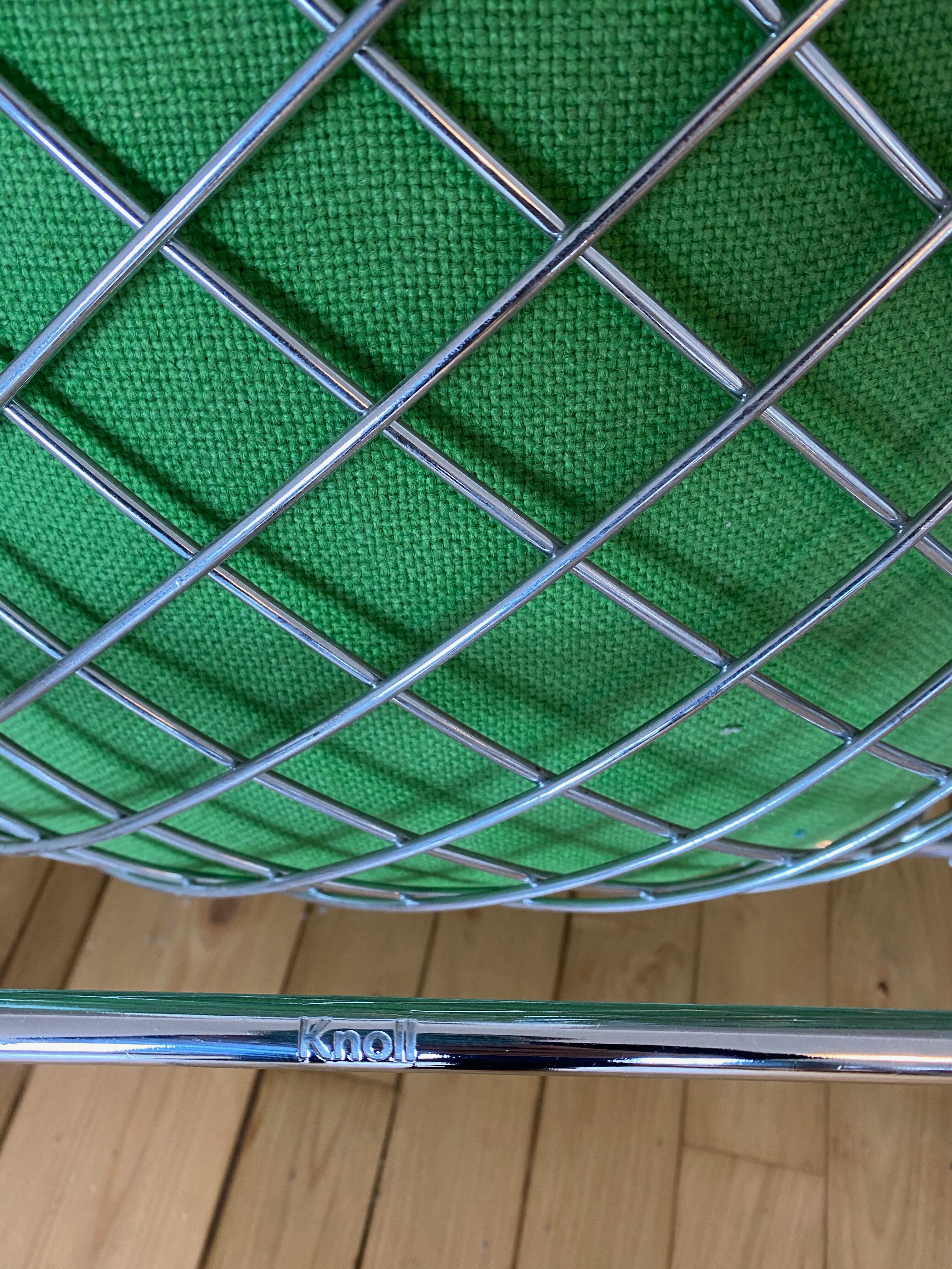 Bird armchair by Harry Bertoia for Knoll edition