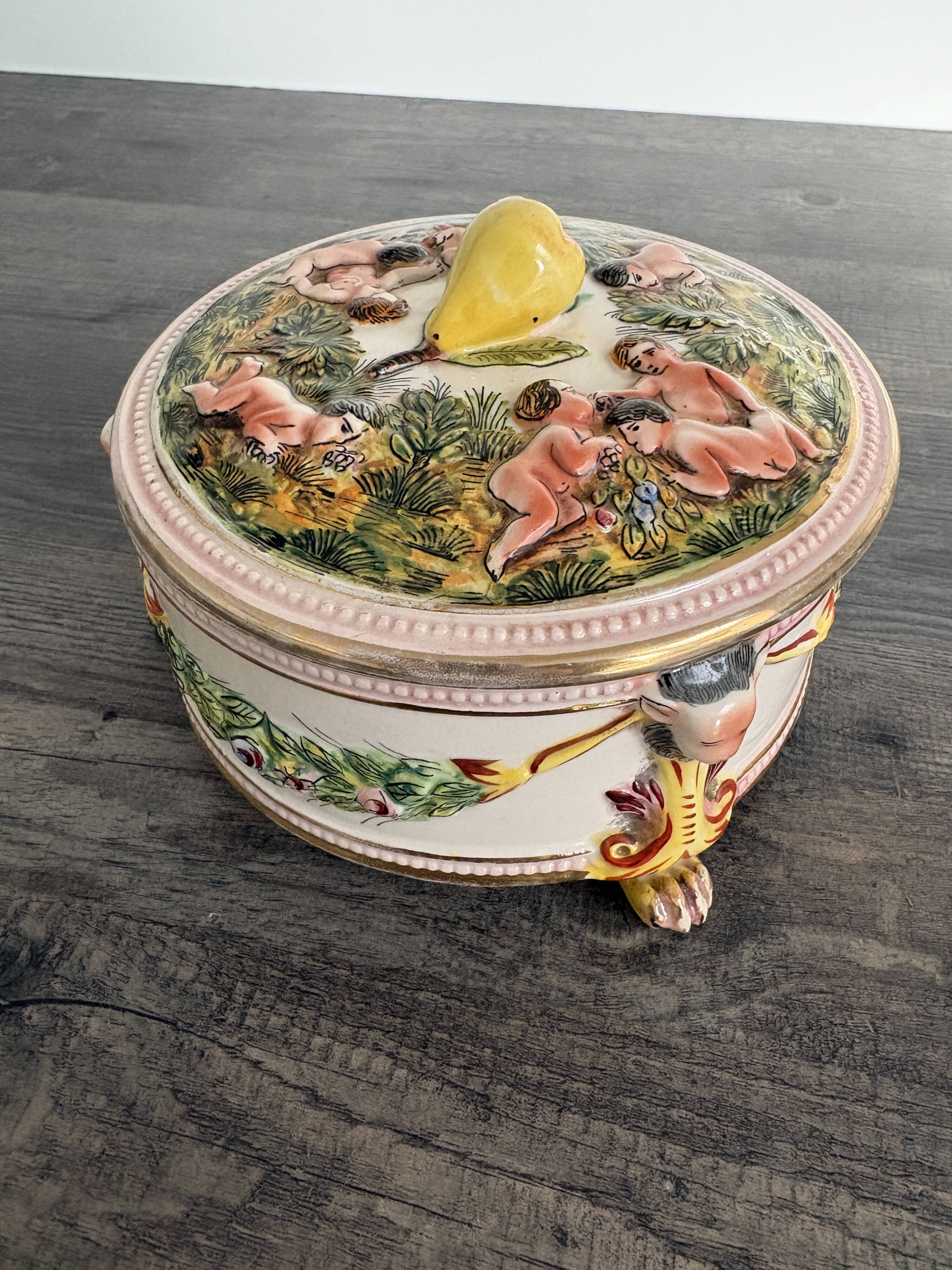 Old Italian ceramic jewellery box